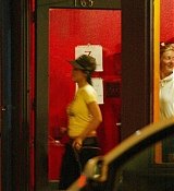 02.jpg