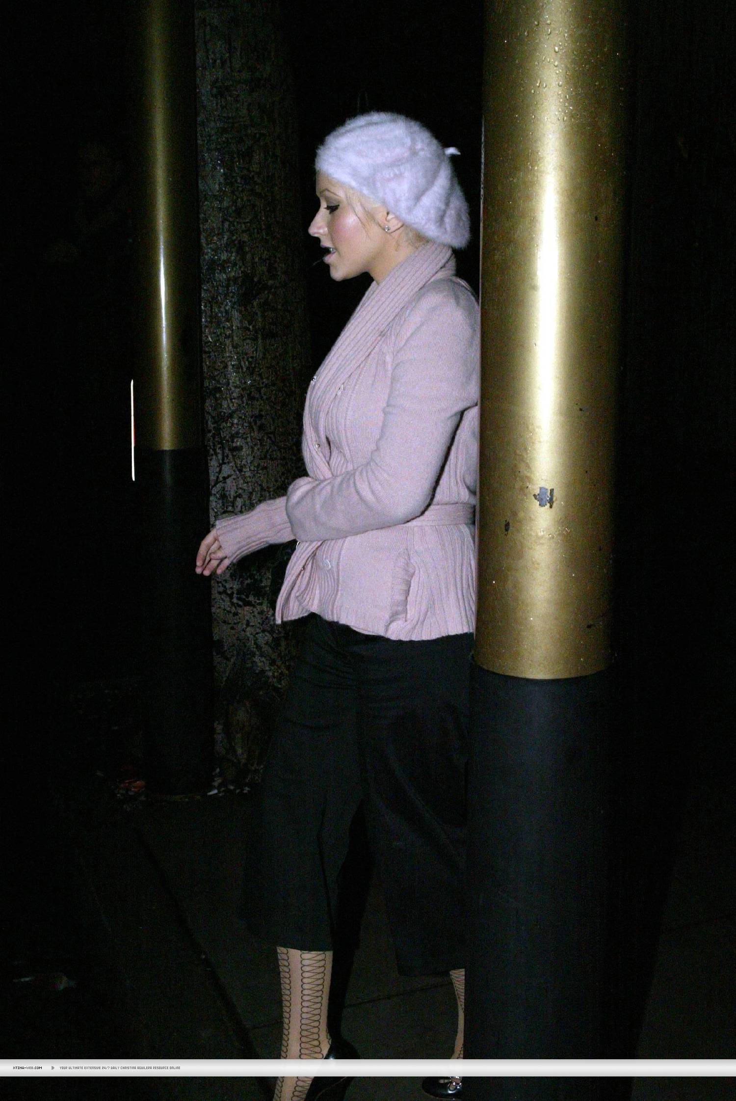 02.jpg
