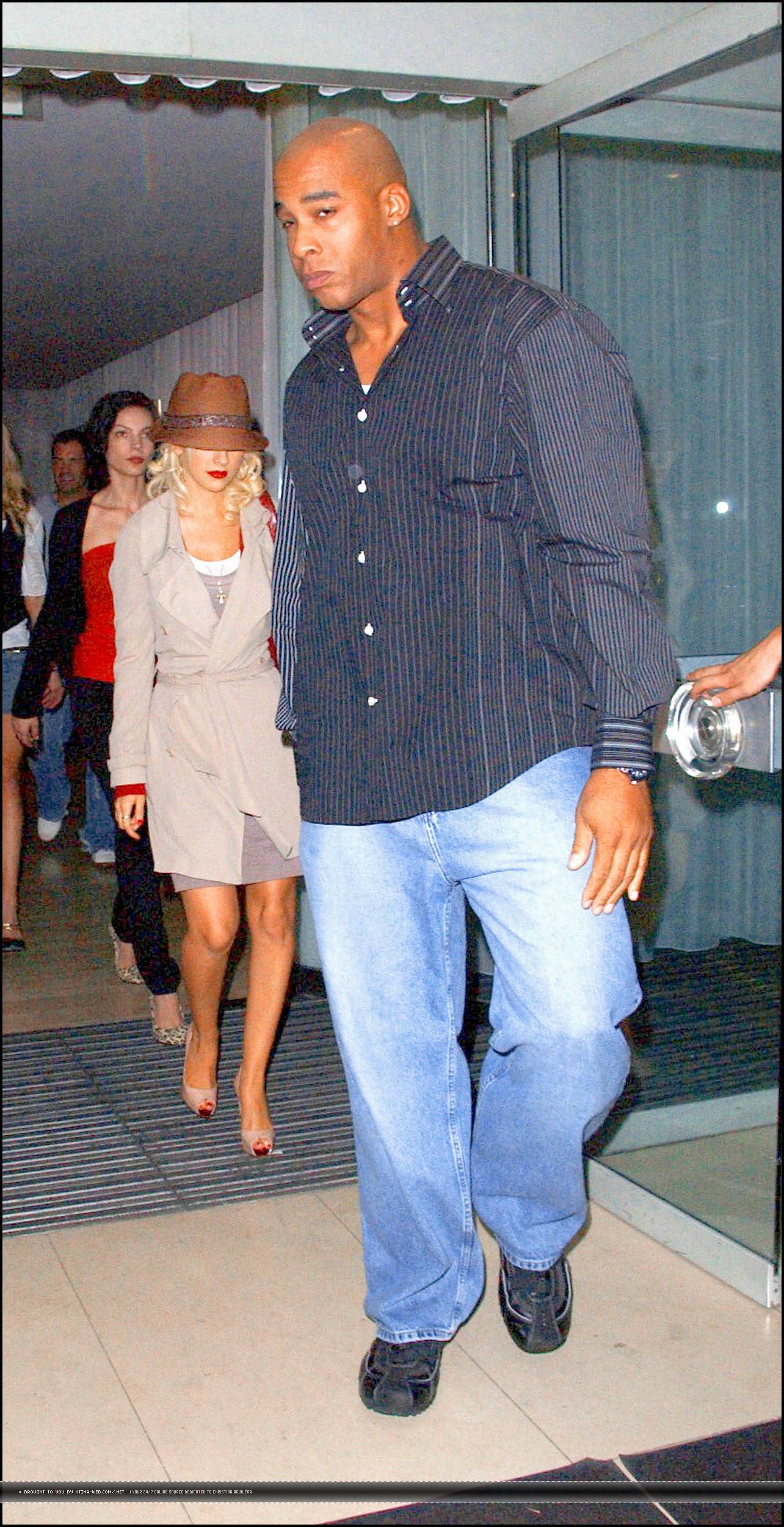 09.jpg