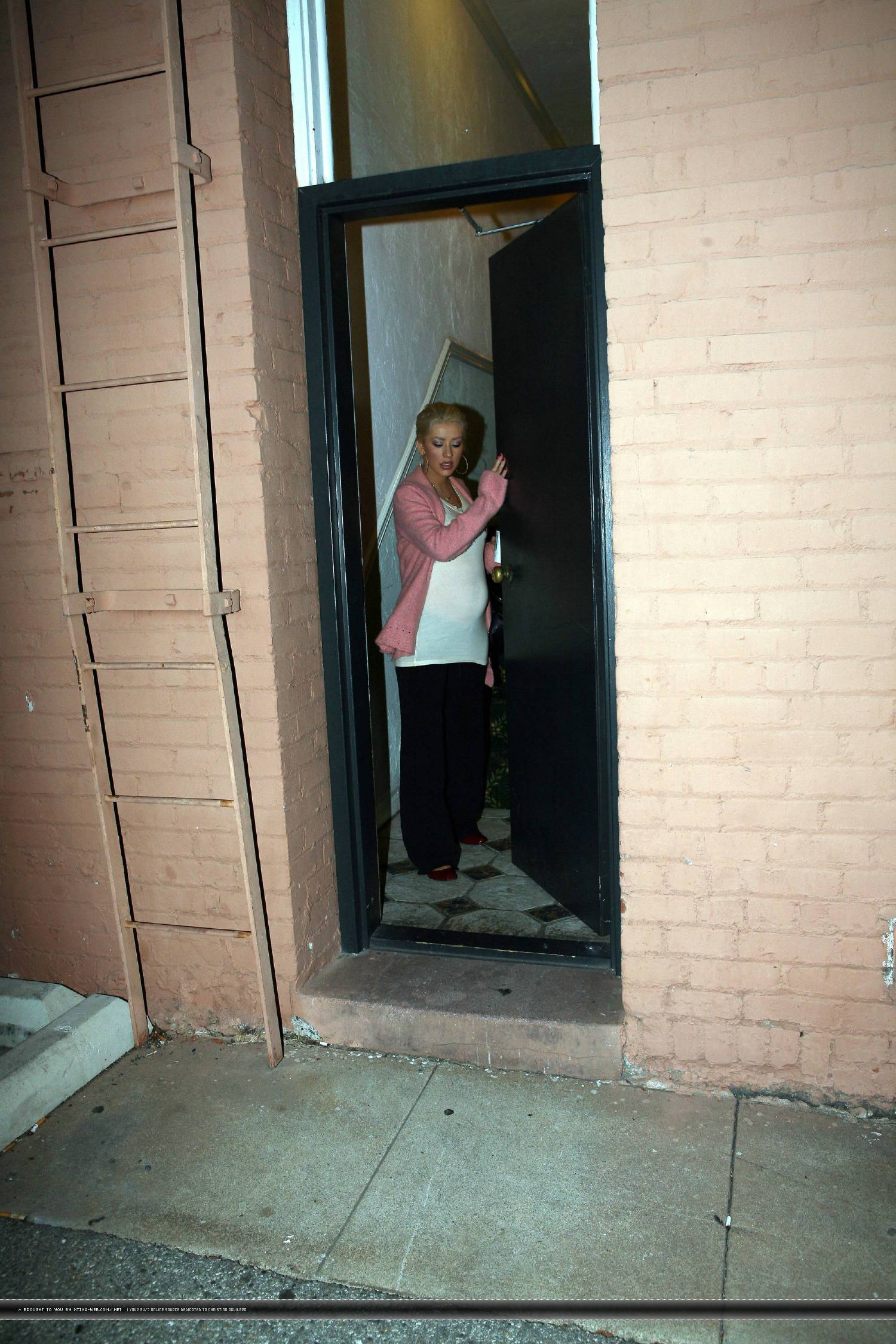09.jpg