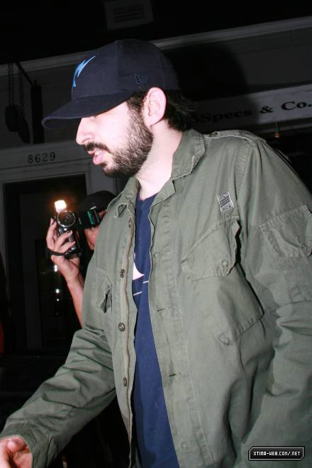 01.jpg