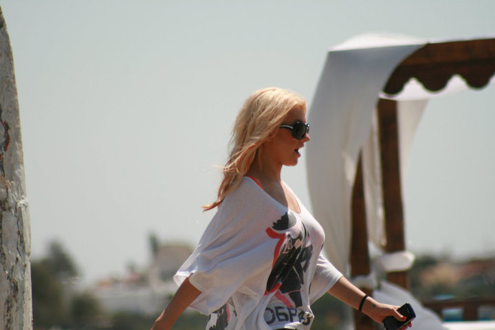 02.jpg