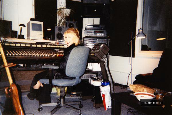 03.jpg