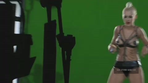 100.jpg