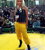 09.jpg