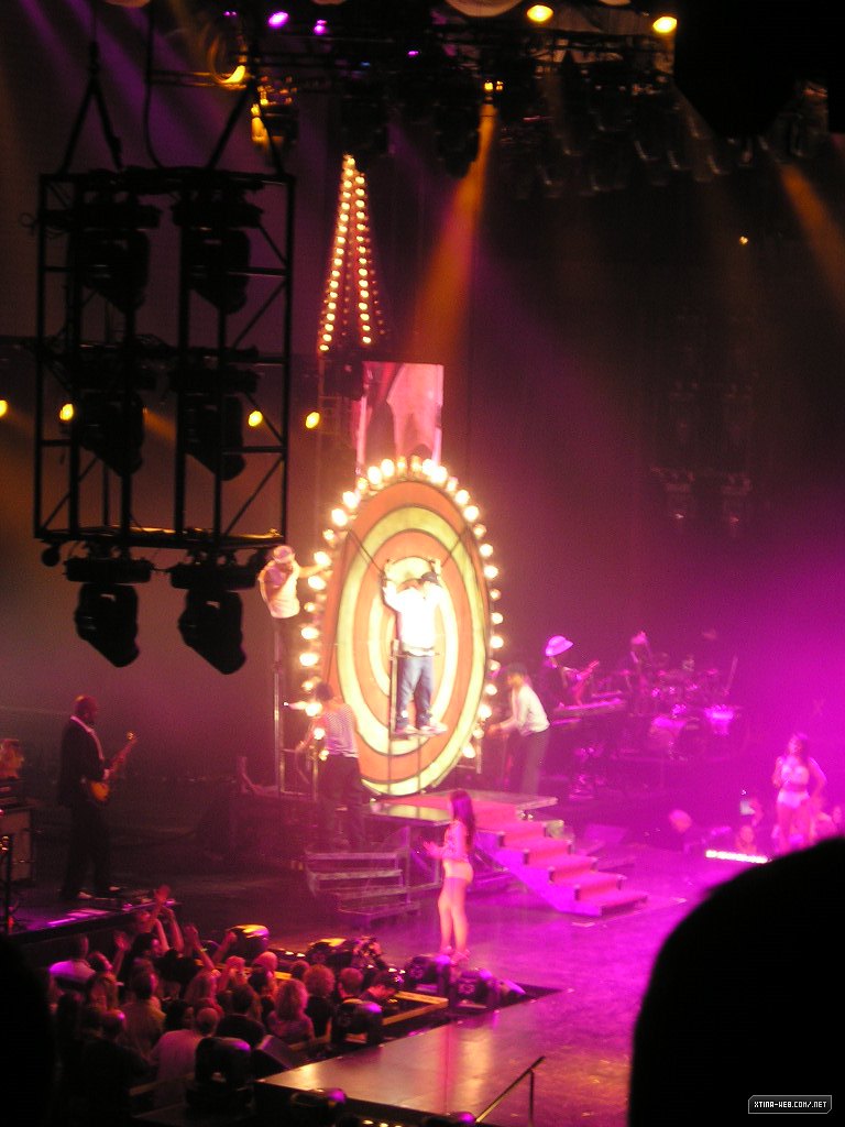 09.jpg