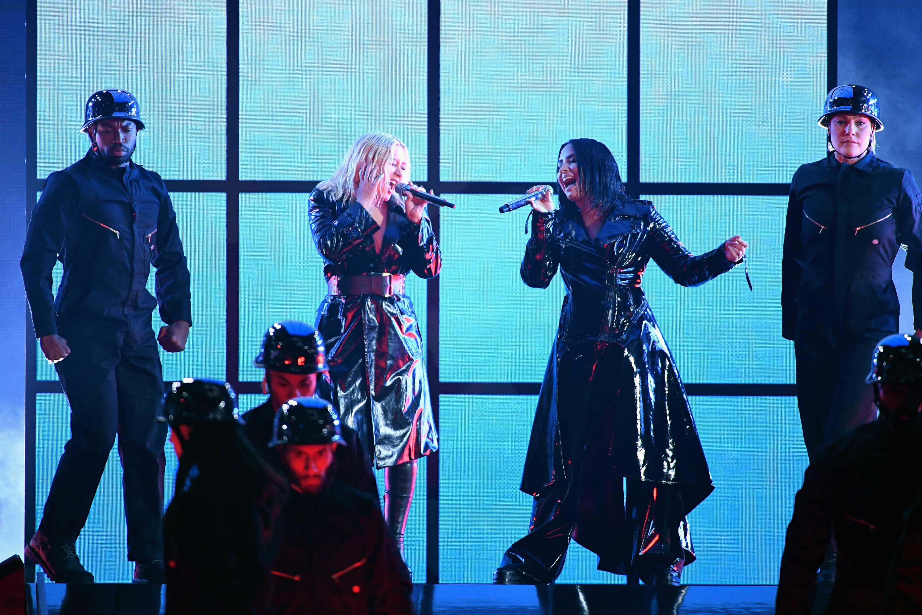 2018_Billboard_Music_Awards_Performing_-_May_20-35.jpg
