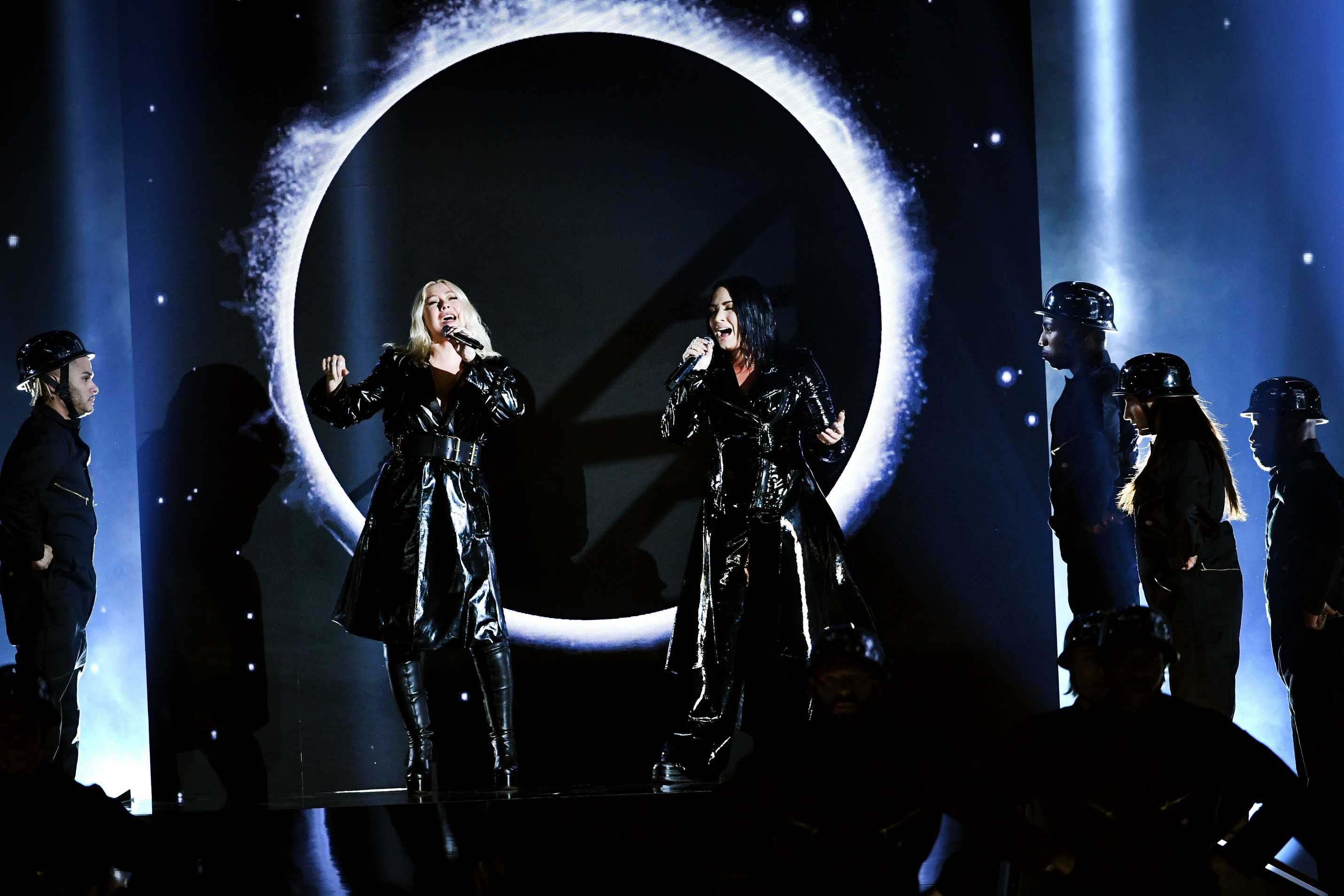 2018_Billboard_Music_Awards_Performing_-_May_20-40.jpg