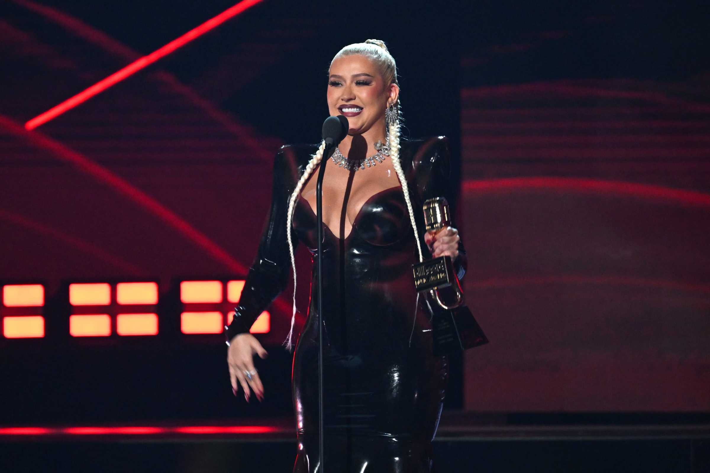 2022_Billboard_Latin_Music_Awards_Onstage-_September_2910.jpg
