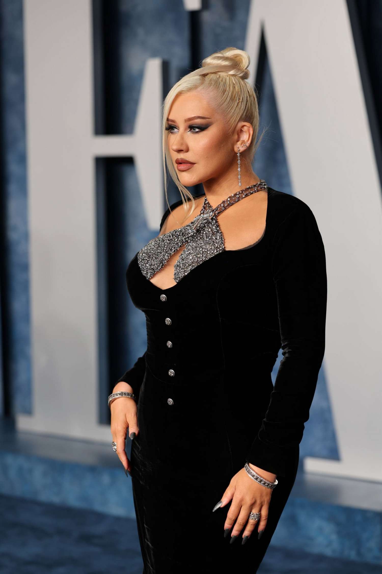 2023_Vanity_Fair_Oscar_Party_Hosted_By_Radhika_Jones_-_Arrivals24.jpg