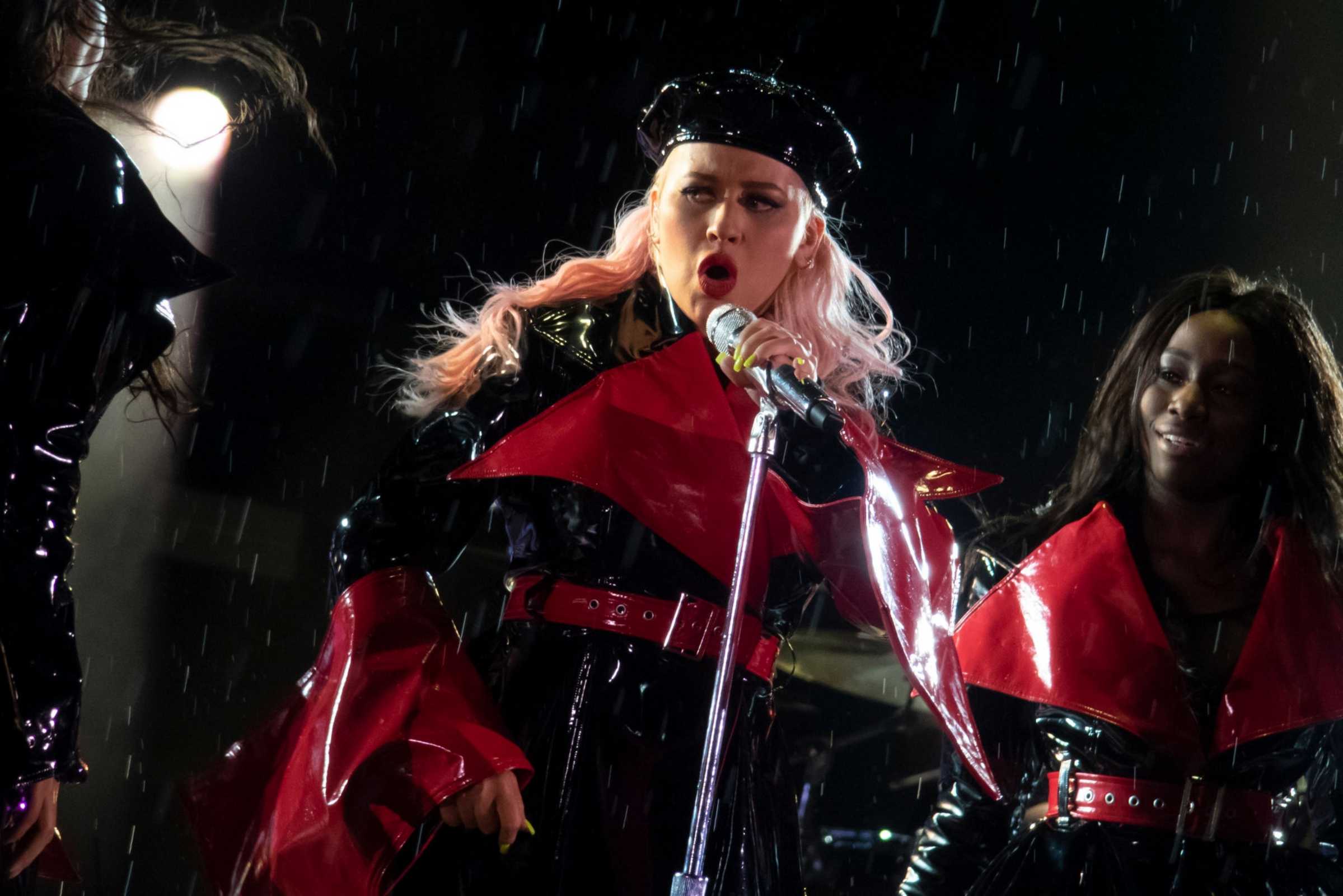 5B11621286905D_Christina_Aguilera_in_concert.jpg