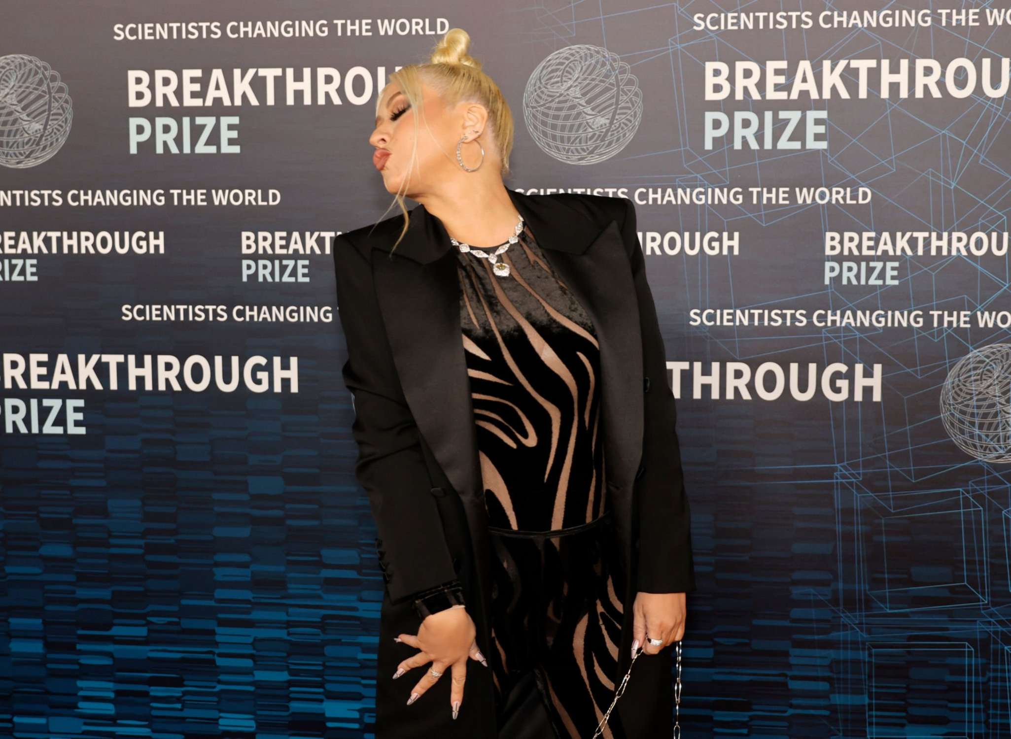 9th_Annual_Breakthrough_Prize_Ceremony_282129.jpg