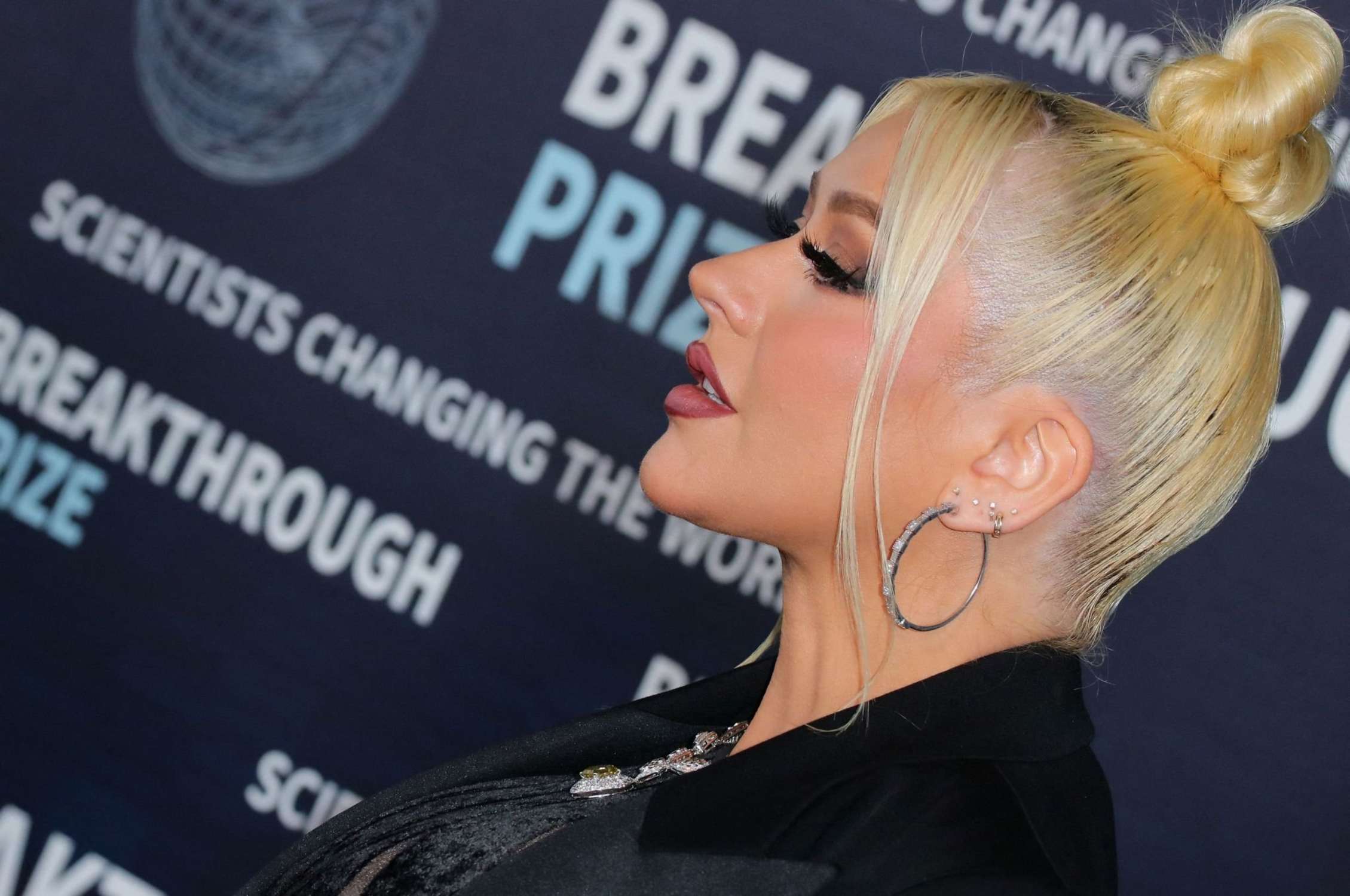 9th_Annual_Breakthrough_Prize_Ceremony_28229.jpg