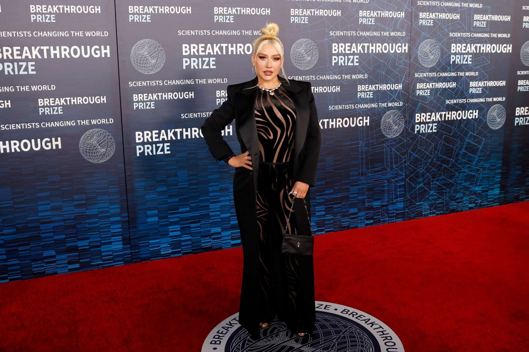9th_Annual_Breakthrough_Prize_Ceremony_283729.jpg