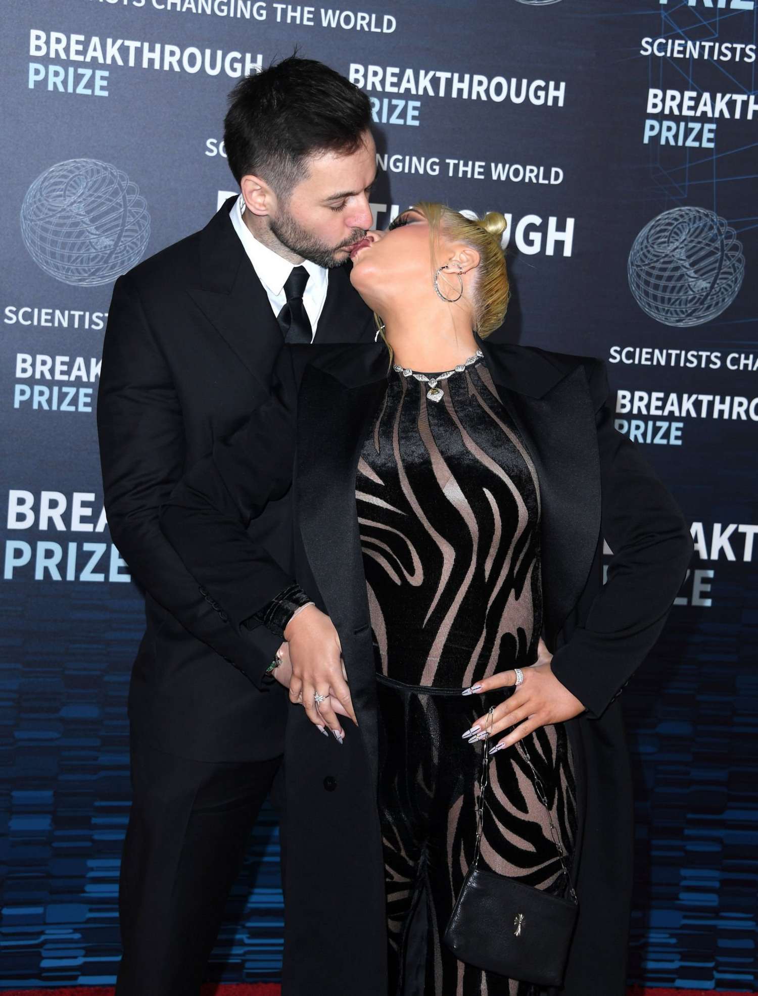 9th_Annual_Breakthrough_Prize_Ceremony_284929.jpg
