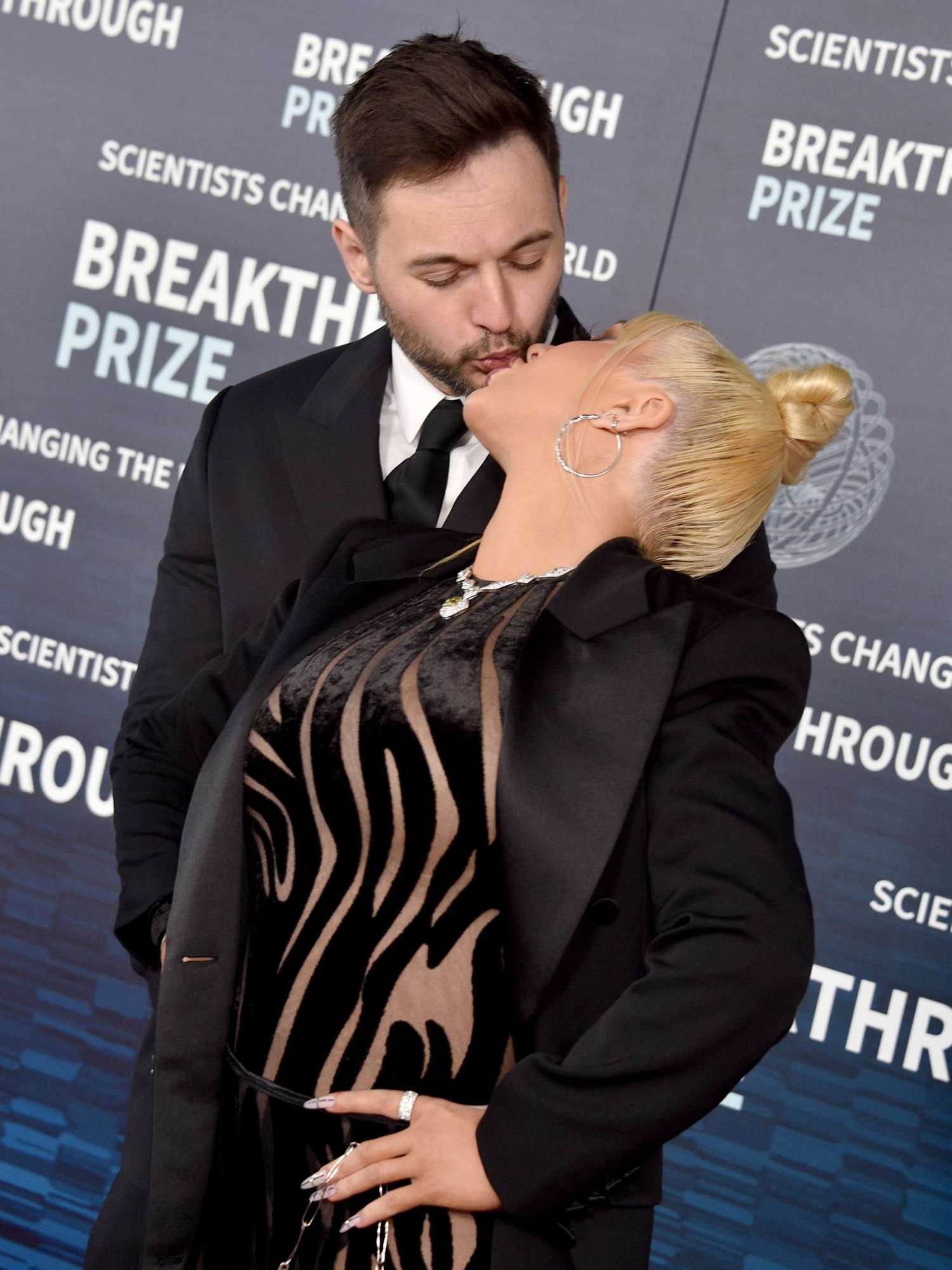 9th_Annual_Breakthrough_Prize_Ceremony_288729.jpg