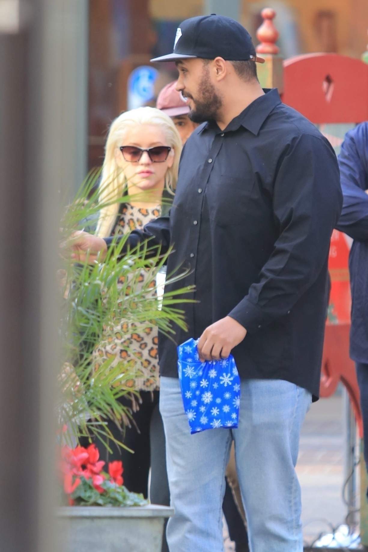 At_The_Grove_in_LA_-_December_9-01.jpg
