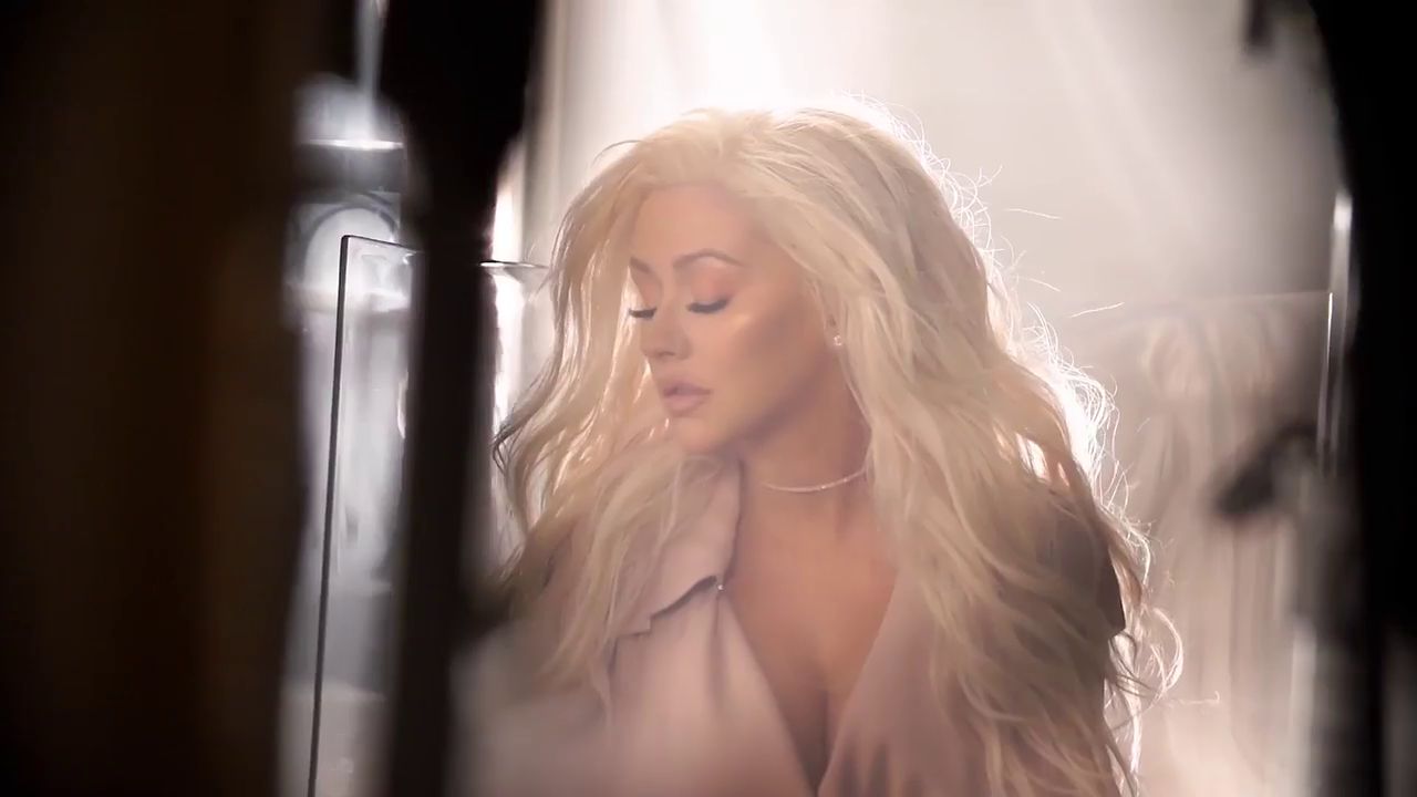 BTS_Definition_Fragrance-02.jpg