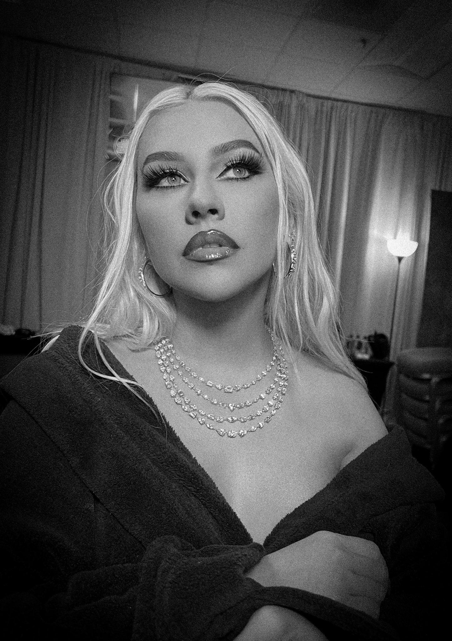 Backstage01.jpg