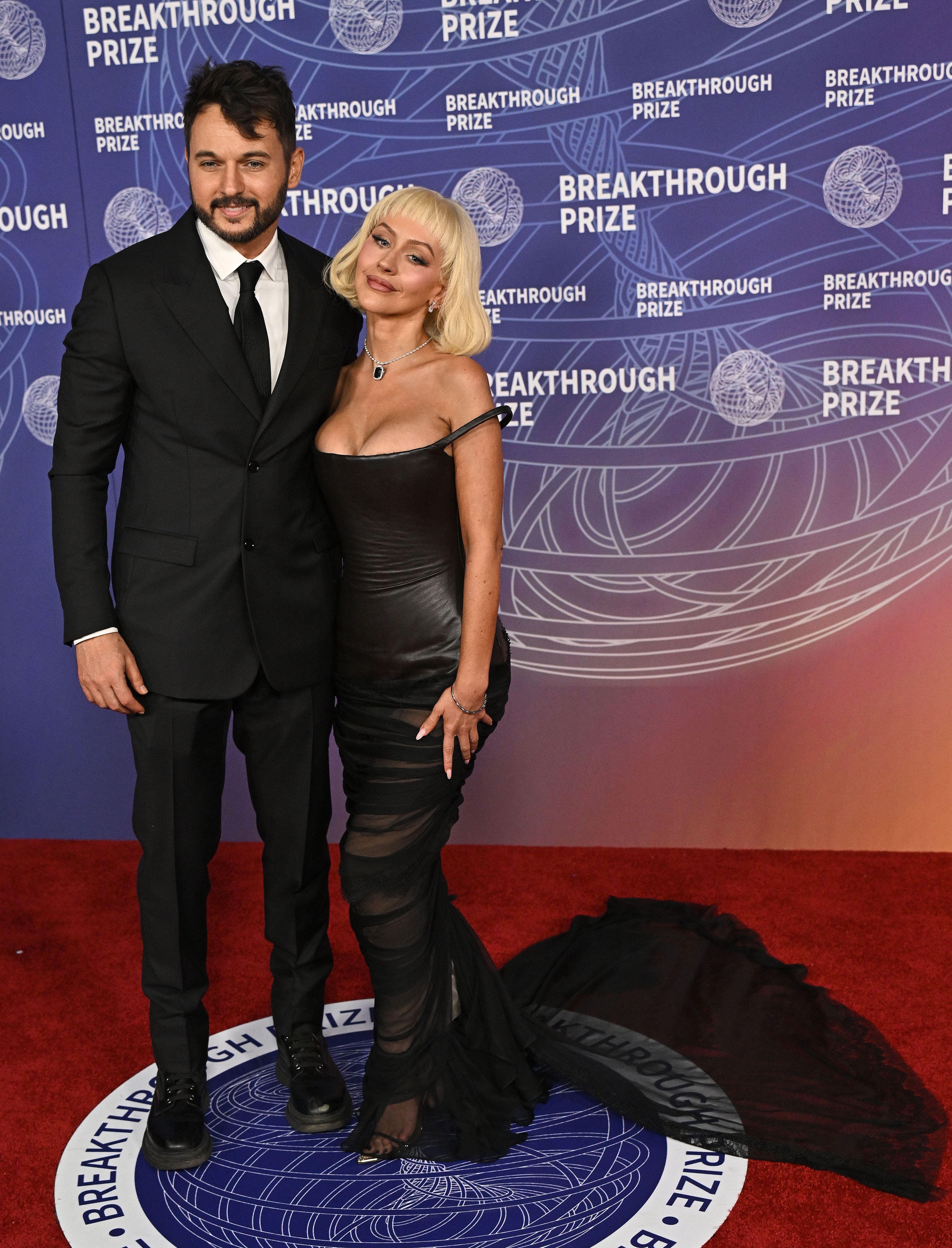 Christina_Aguilera_-_12th_Breakthrough_Prize_Ceremony_-_April_182C_202621.jpg