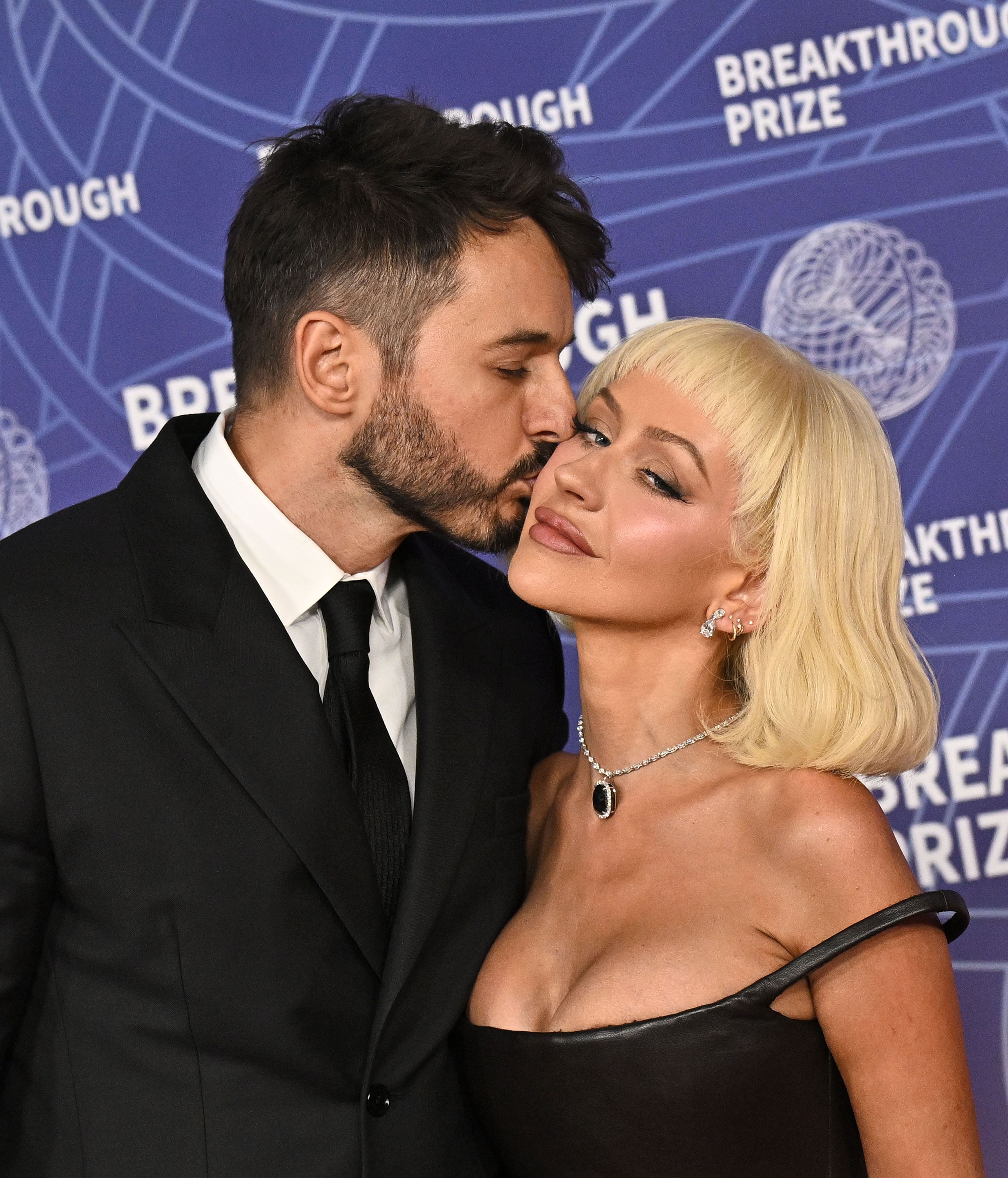 Christina_Aguilera_-_12th_Breakthrough_Prize_Ceremony_-_April_182C_202625.jpg