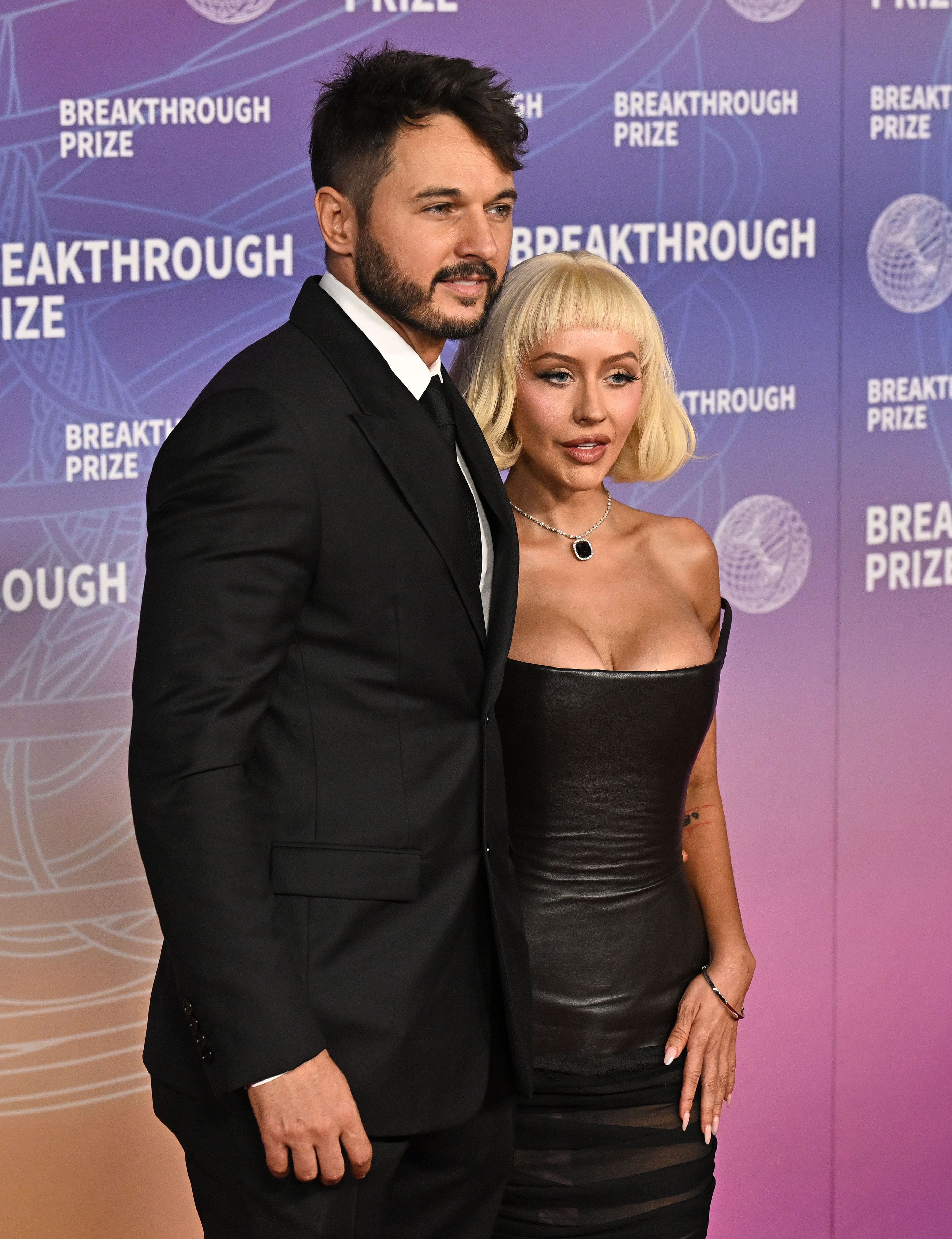 Christina_Aguilera_-_12th_Breakthrough_Prize_Ceremony_-_April_182C_202630.jpg