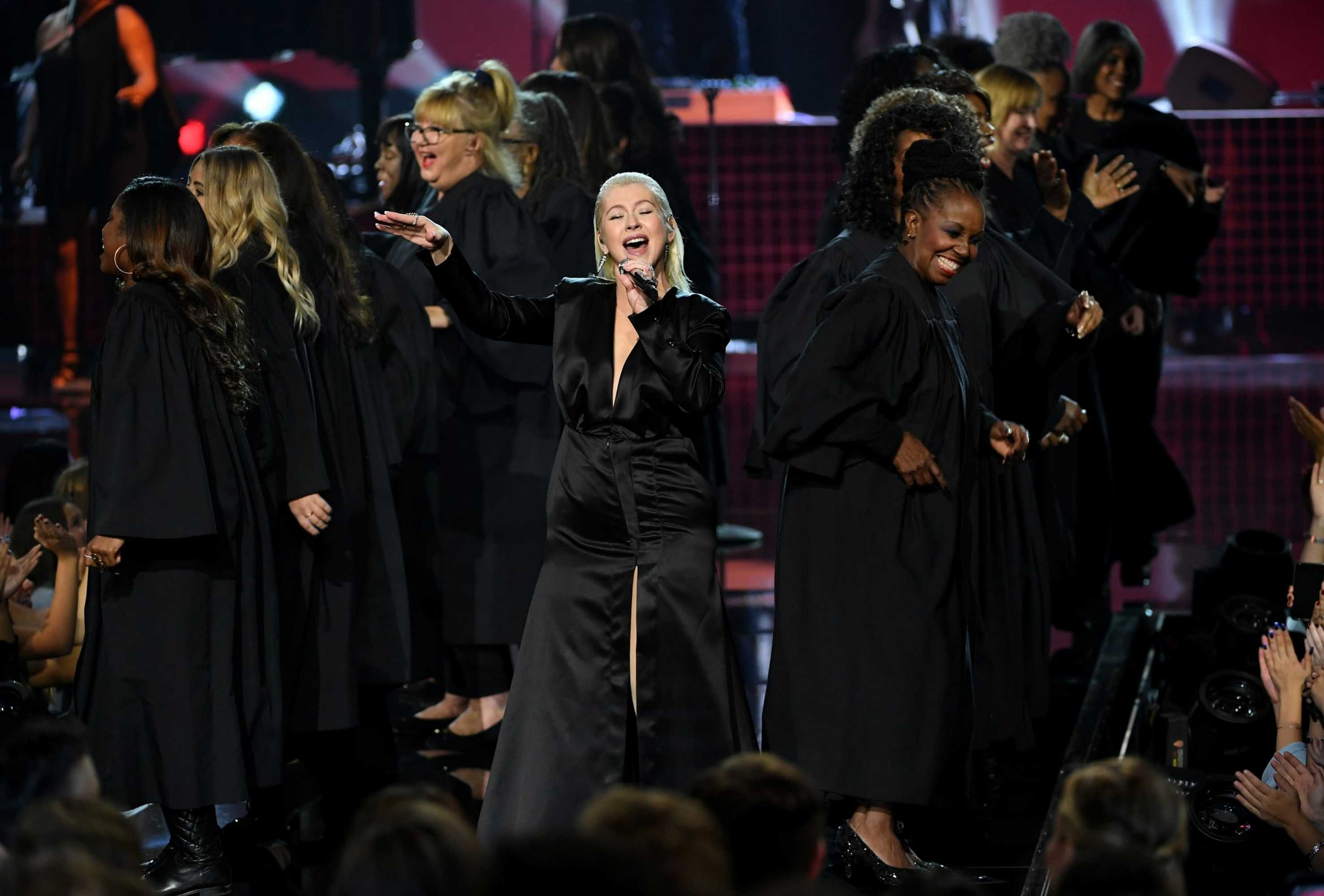 Christina_Aguilera_-_2017_American_Music_Awards_5BPerformance5D_-_November_19-39.jpg