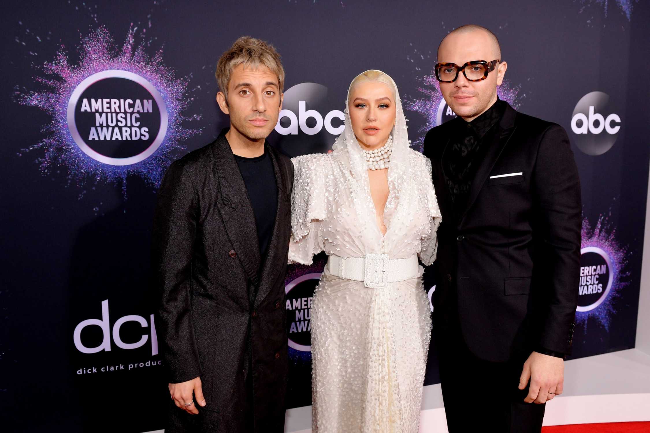 Christina_Aguilera_-_2019_American_Music_Awards_at_Microsoft_Theater_on_November_242C_2019-27.jpg