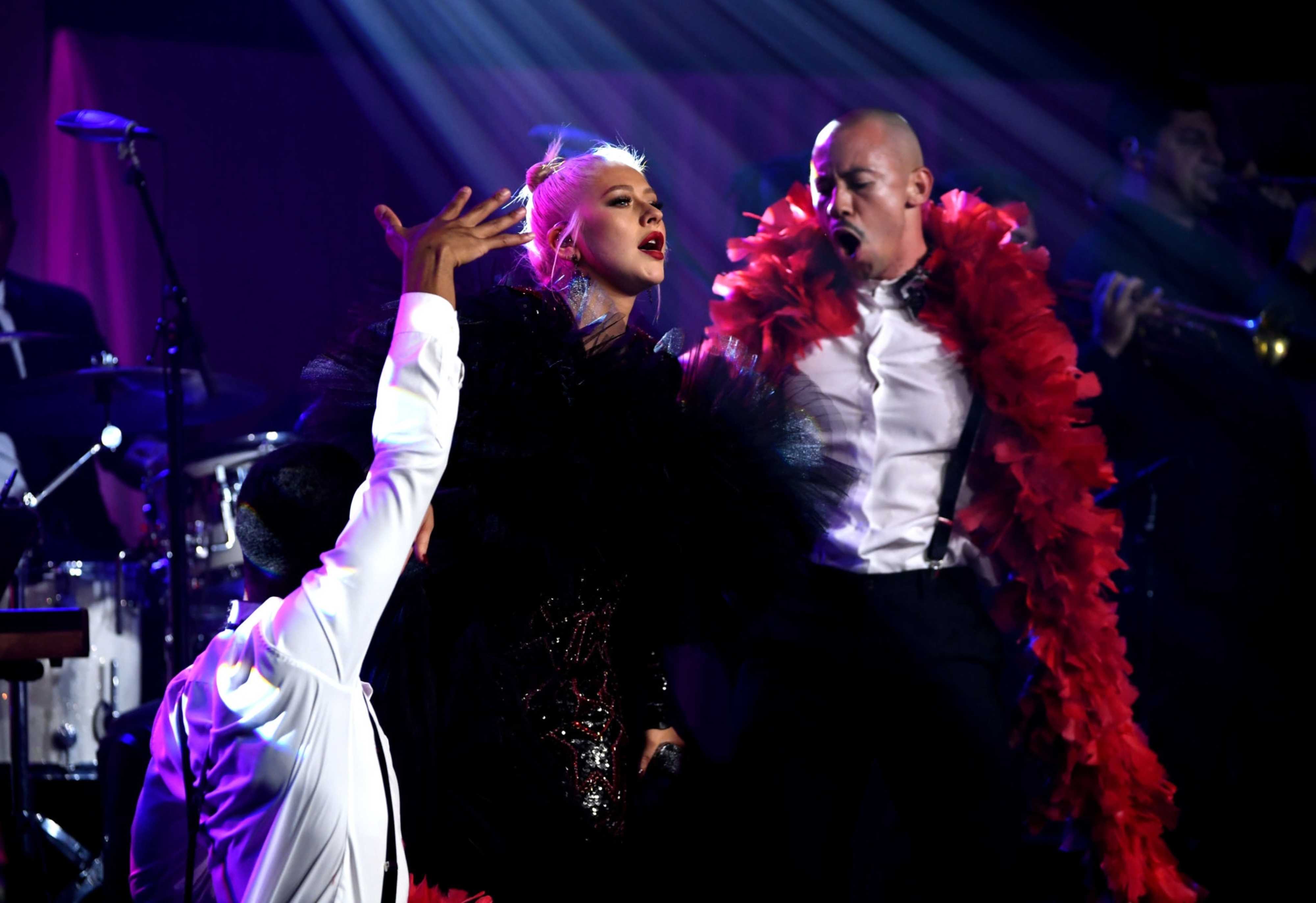 Christina_Aguilera_-_2019_amfAR_Gala_Los_Angeles_-_October_102C_2019_performace-13.jpg