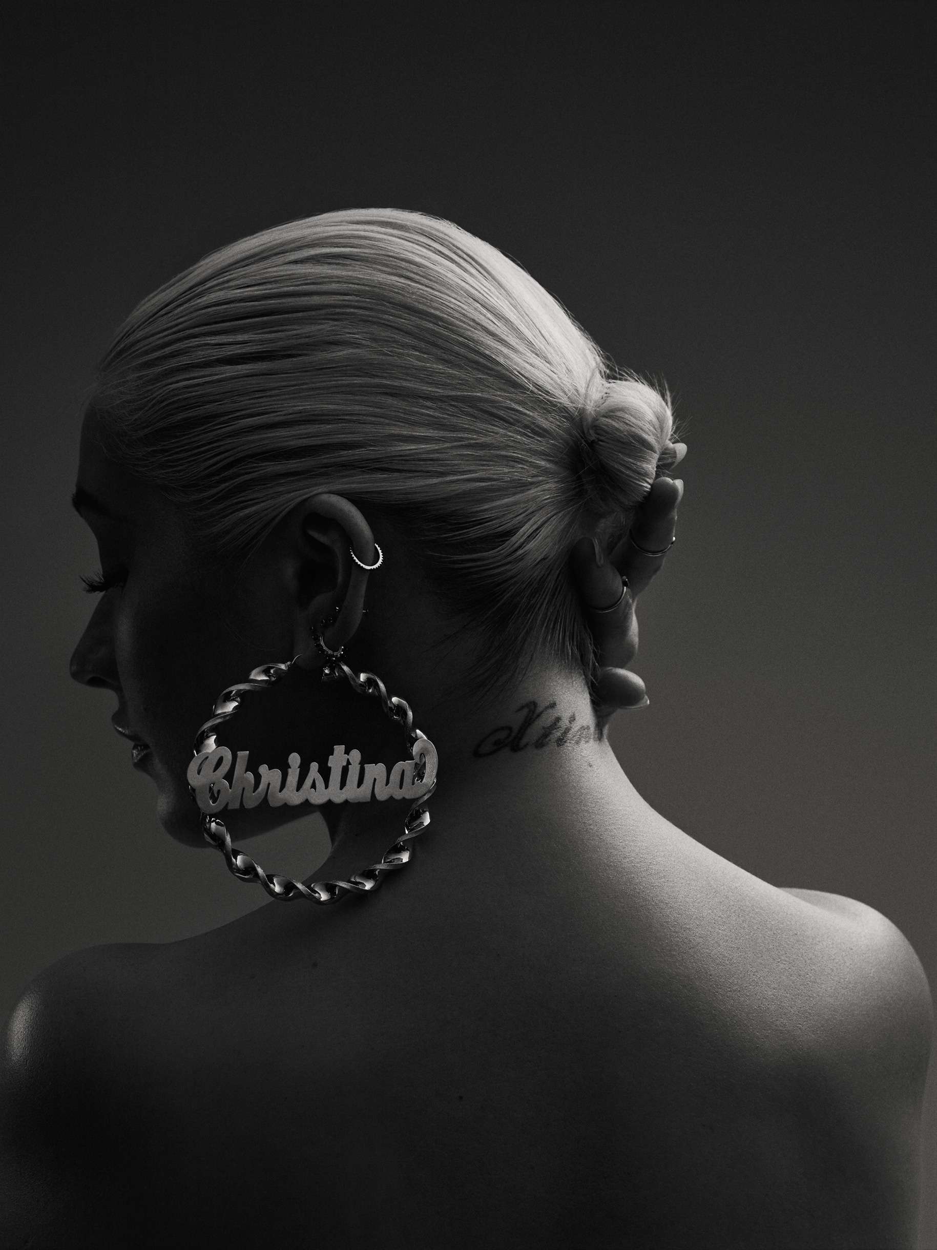 Christina_Aguilera_-_Billboard_May_2018-10.jpg