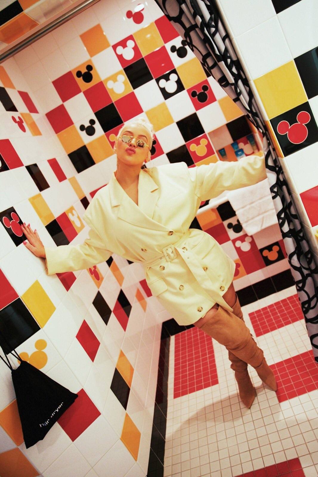 Christina_Aguilera_-_D23_Disney_2B_event_at_Anaheim_Convention_Center_on_August_232C_2019_in_Anaheim2C_CA-22.jpg