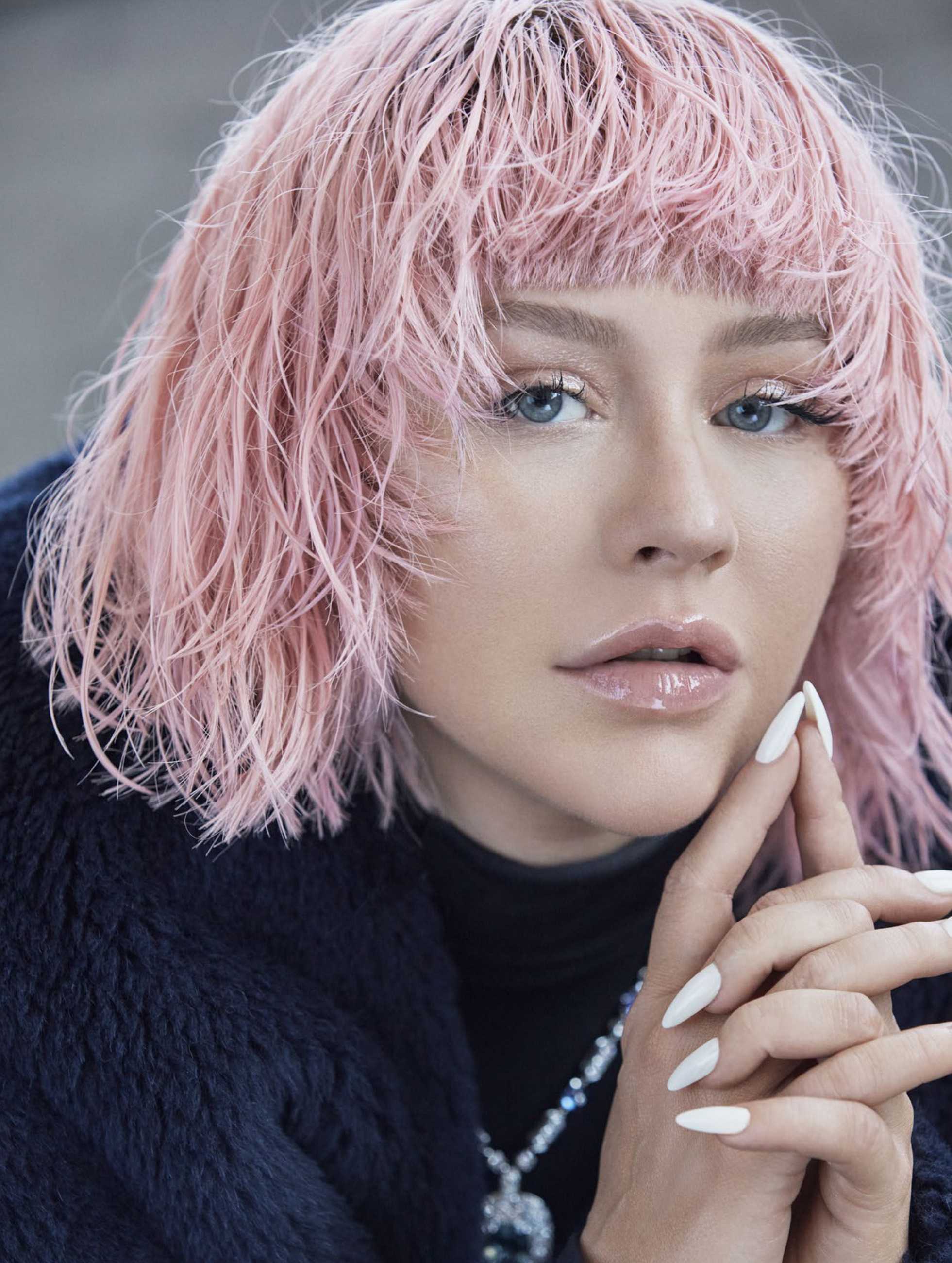 Christina_Aguilera_-_L_Officiel_Italia_-_Fall_2020-08.jpg