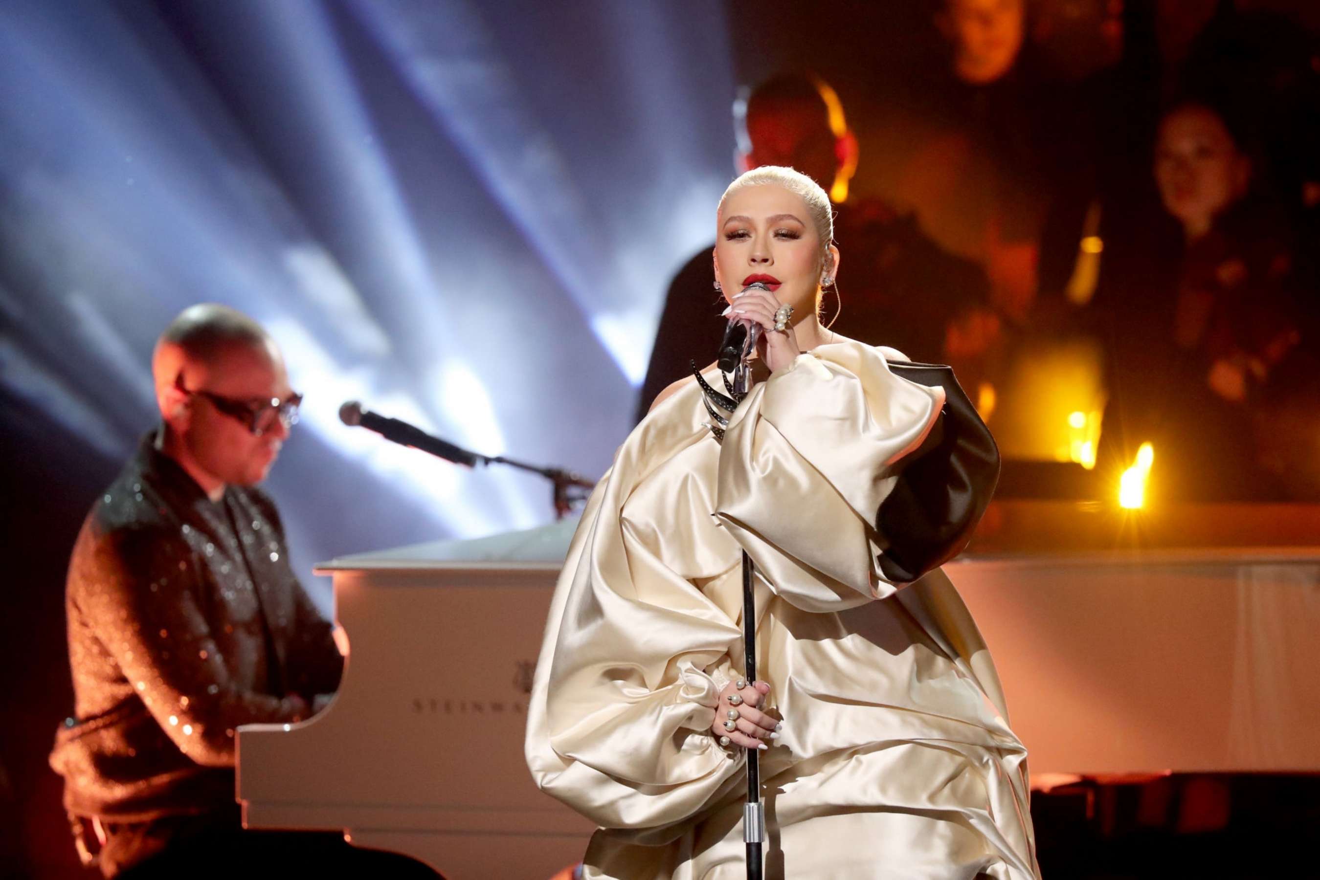 Christina_Aguilera_-_Performs_at_2019_American_Music_Awards_at_Microsoft_Theater_on_November_242C_2019-11.jpg
