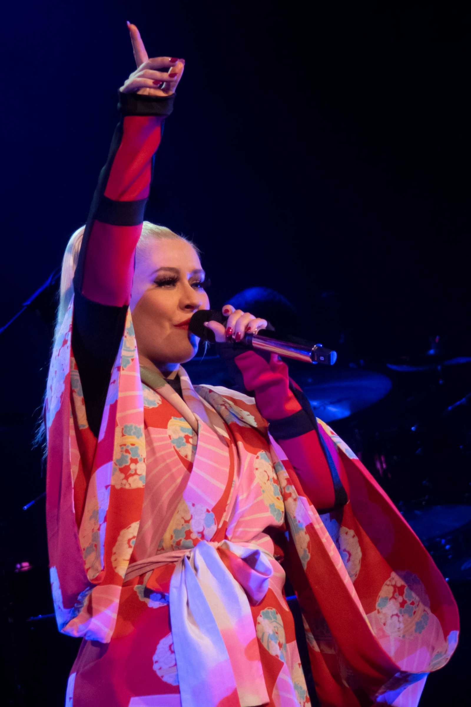 Christina_Aguilera_-_The_X_Tour_in_London2C_England_November_102C_2019-04.jpg