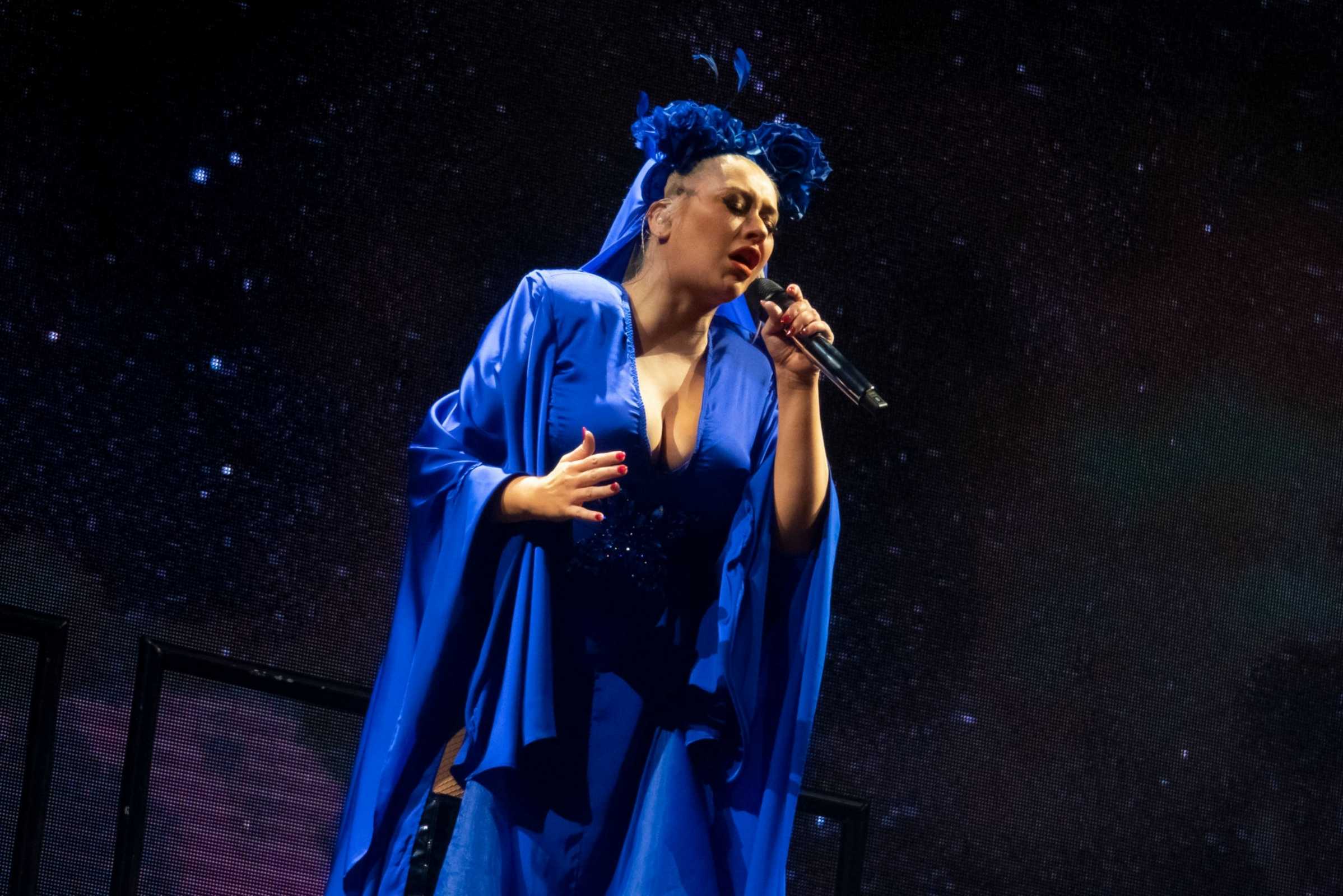 Christina_Aguilera_-_The_X_Tour_in_London2C_England_November_102C_2019-15.jpg