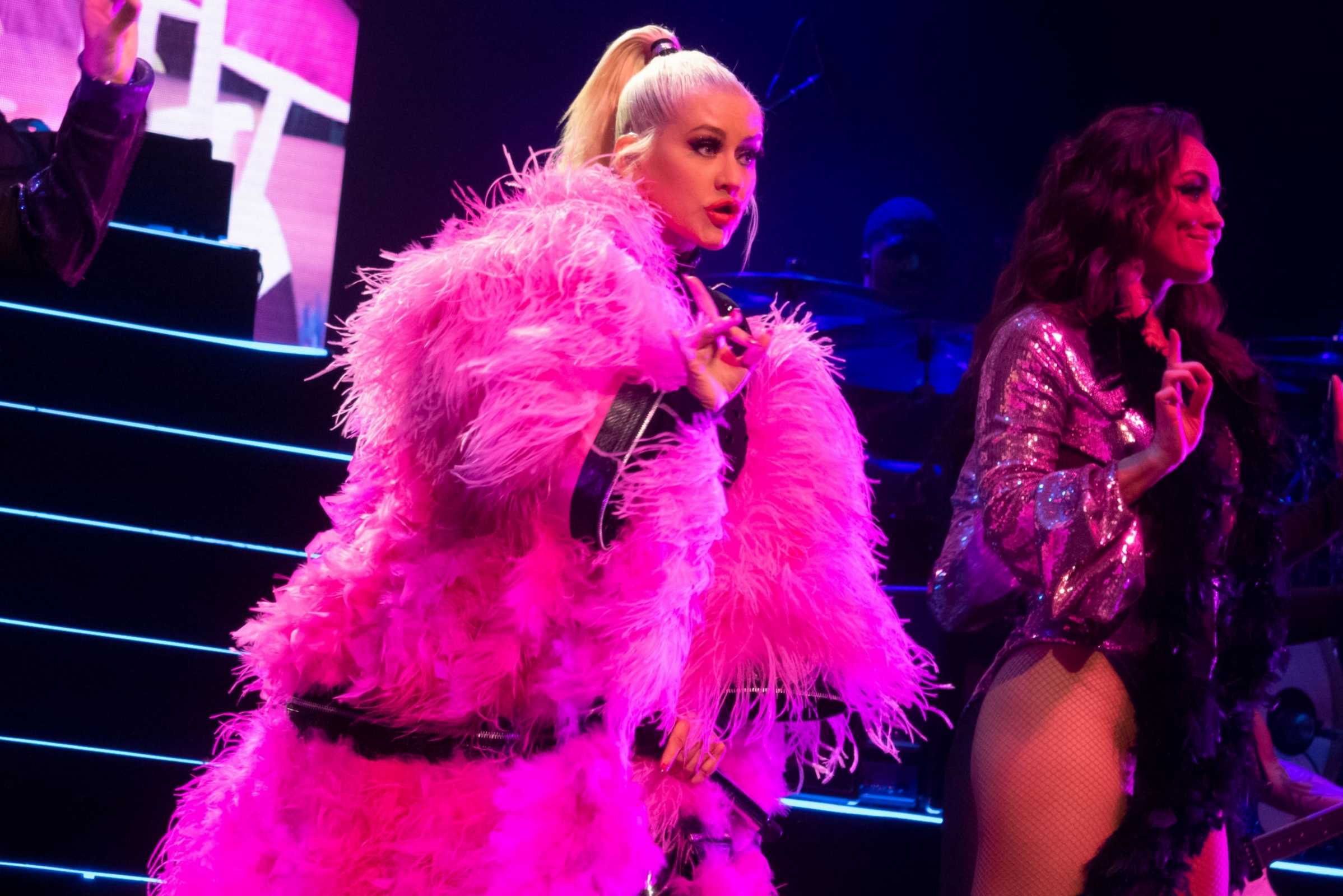 Christina_Aguilera_-_The_X_Tour_in_London2C_England_November_102C_2019-24.jpg
