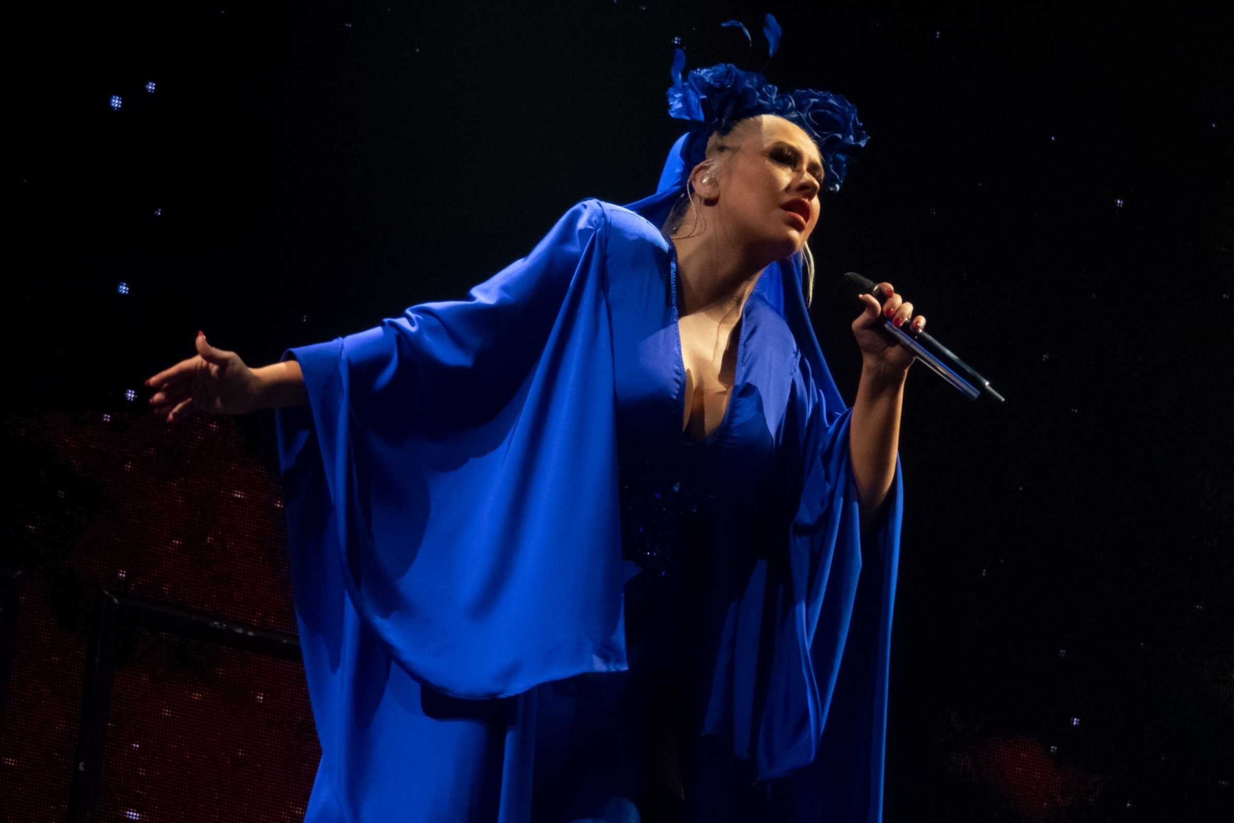 Christina_Aguilera_-_The_X_Tour_in_London2C_England_November_102C_2019-35.jpg