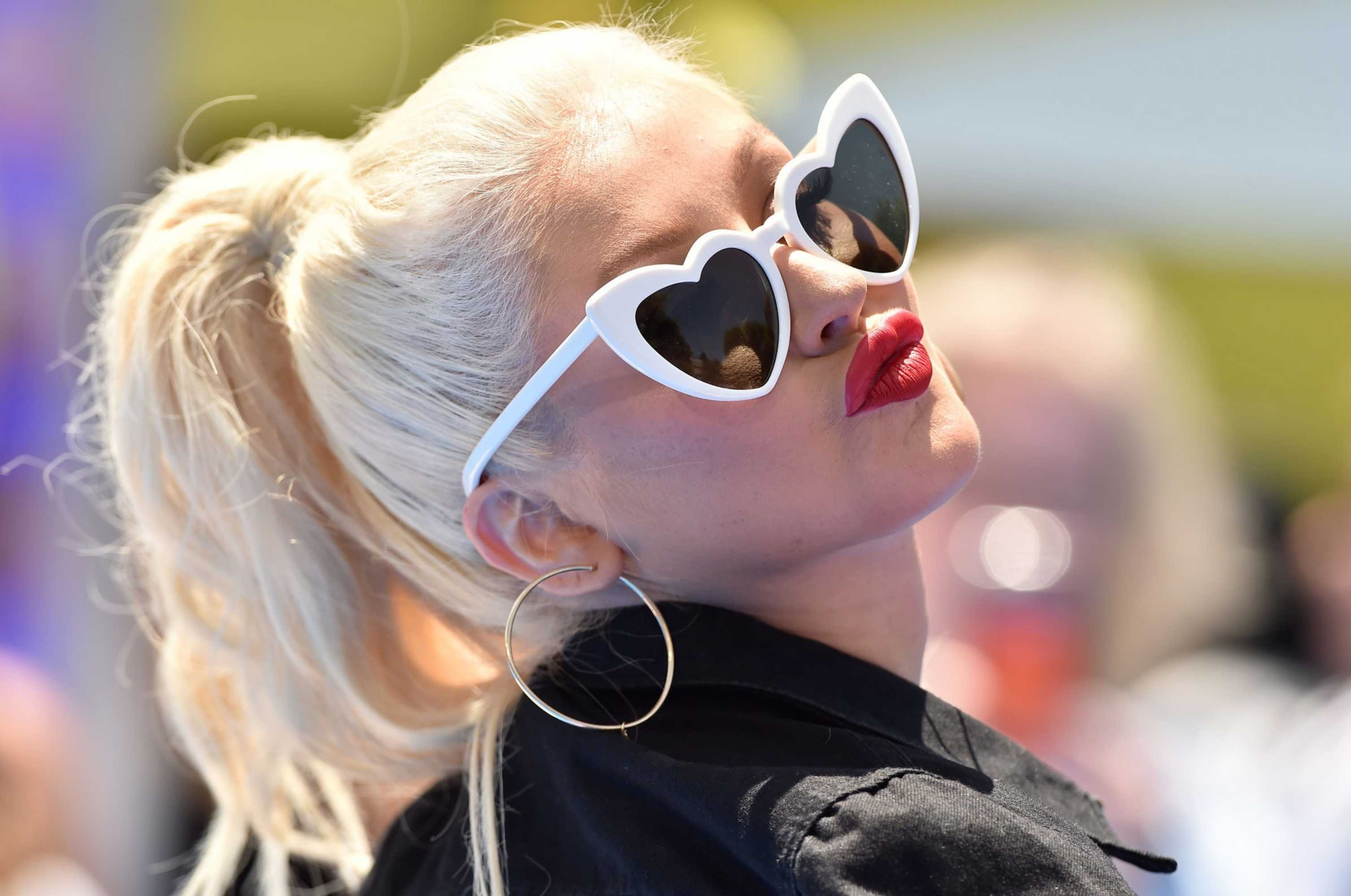 Christina_Aguilera_-__Emoji__Premiere_in_Los_Angeles_on_July_23-157.jpg