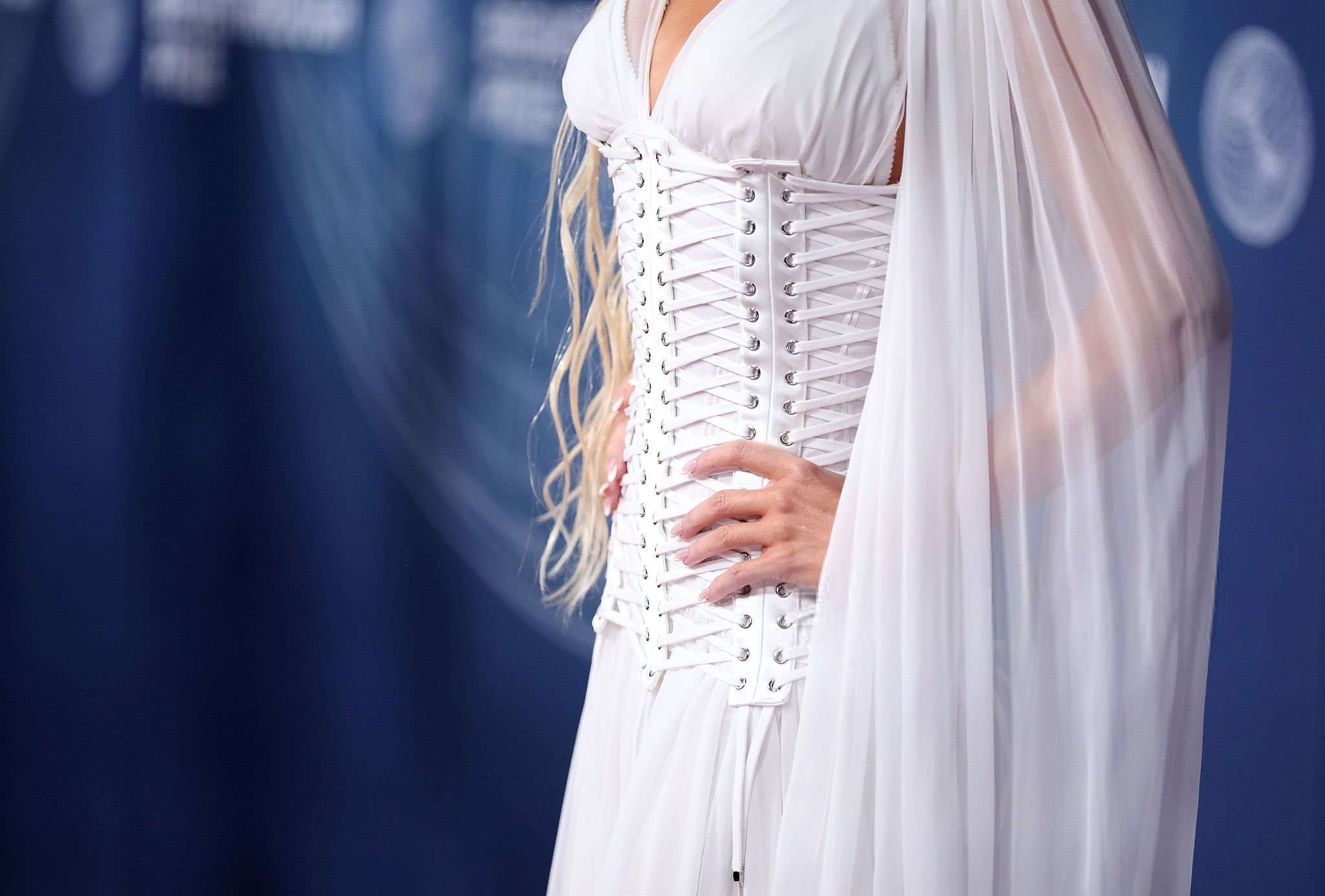 Christina_Aguilera_-_attends_the_11th_Breakthrough_Prize_Ceremony2C_Santa_Monica_CA_-_April_52C_2025_11.jpg