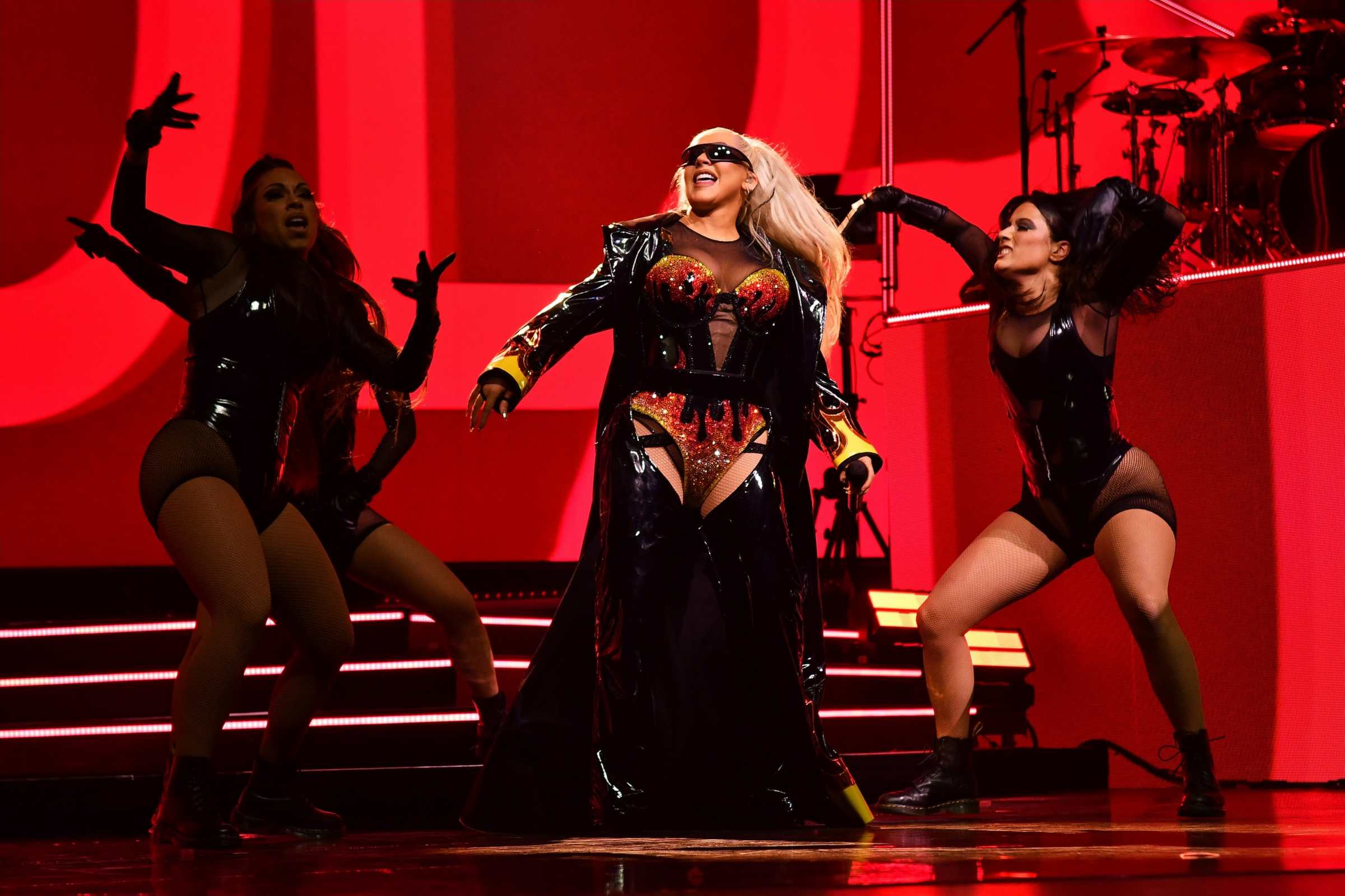 Christina_Aguilera_Performs_At_The_O2_Arena_285529.jpg