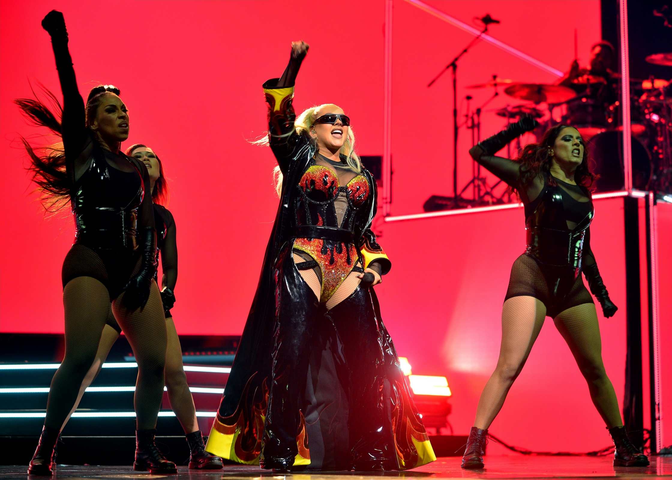 Christina_Aguilera_Performs_At_The_O2_Arena_286529.jpg