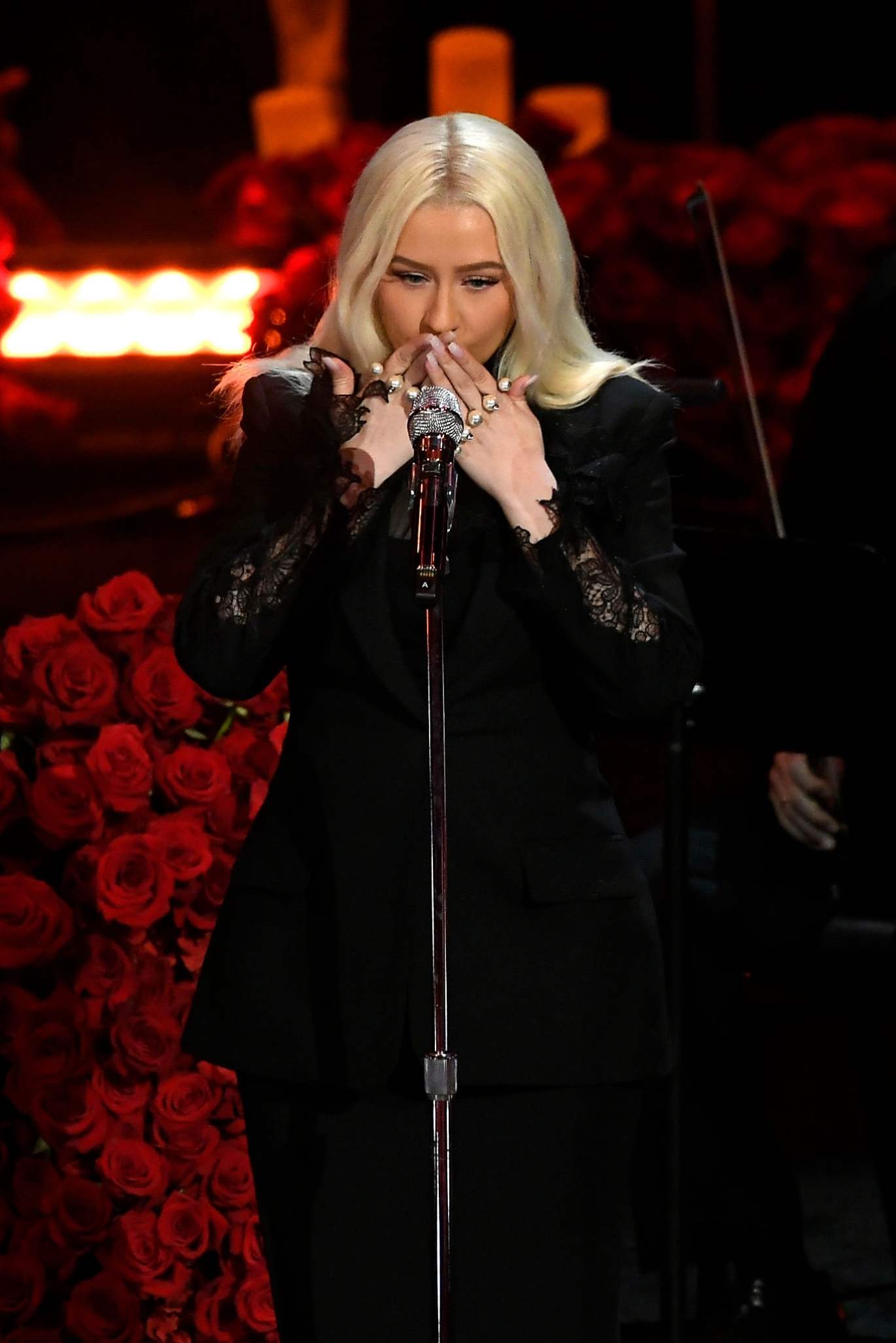 Christina_Aguilera_Performs_at_A_Celebration_of_Life_for_Kobe_and_Gianna_Bryant_-_February_24-10.jpg