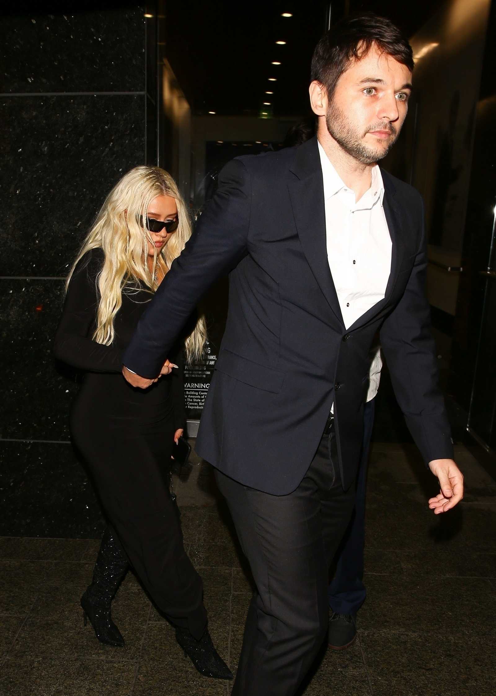 Christina_Aguilera_and_Matthew_Rutler_leaving_dinner_at_Avra_Restaurant_in_Beverly_Hills_-_September_102C_202202.jpg