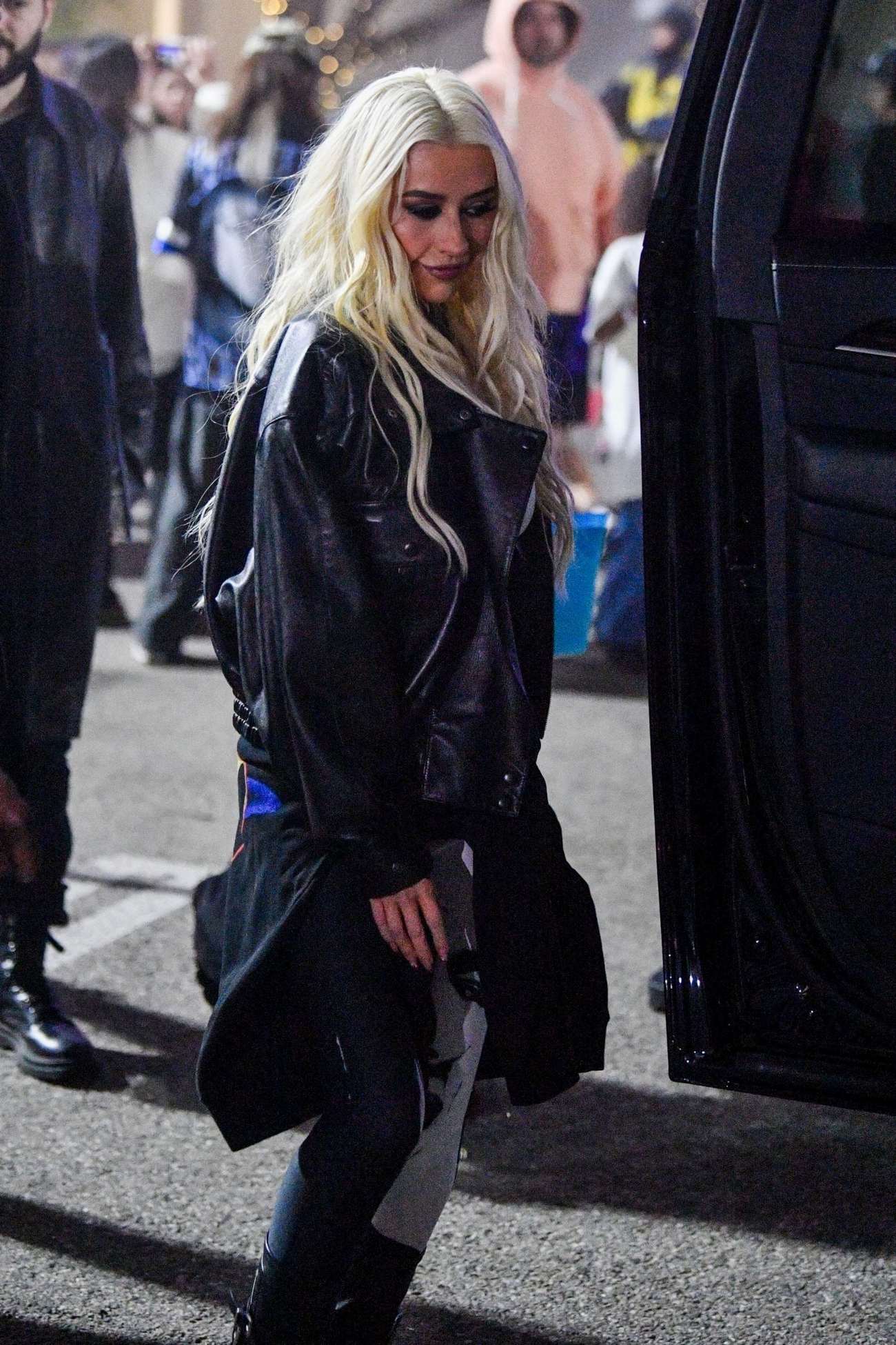 Christina_Aguilera_attending_Billie_Eilish_concert_at_the_Kia_Forum2C_Inglewood_CA_-_December_202C_2024_02.jpg