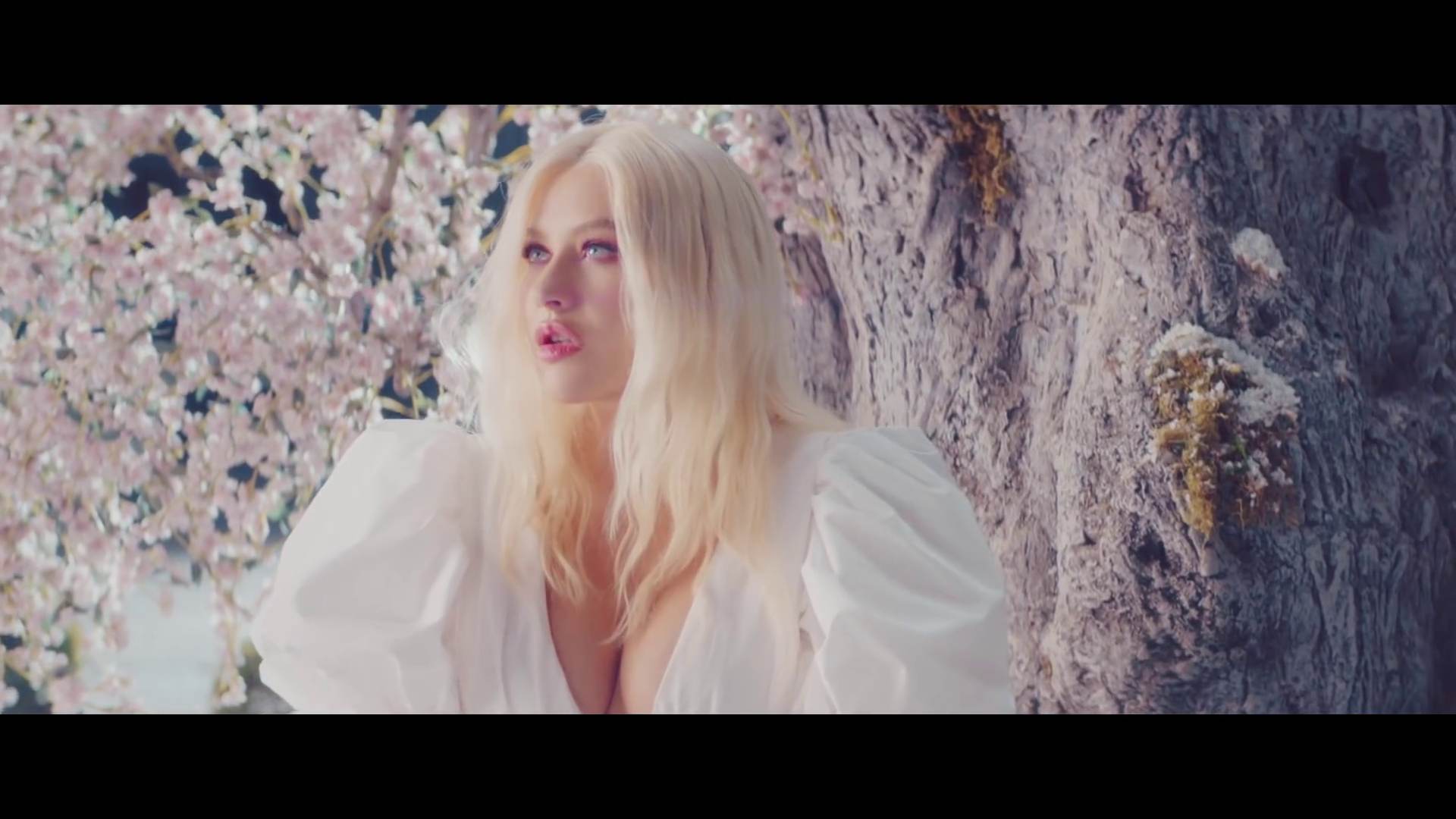 Fall_On_Me_MV-08.jpg