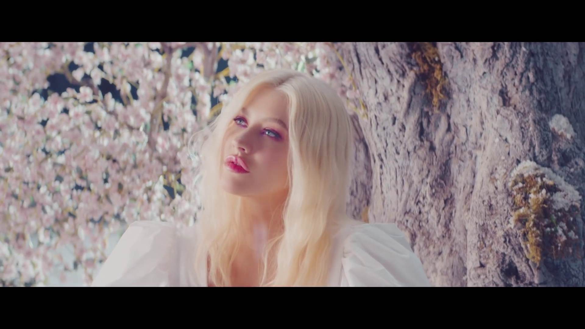 Fall_On_Me_MV-13.jpg