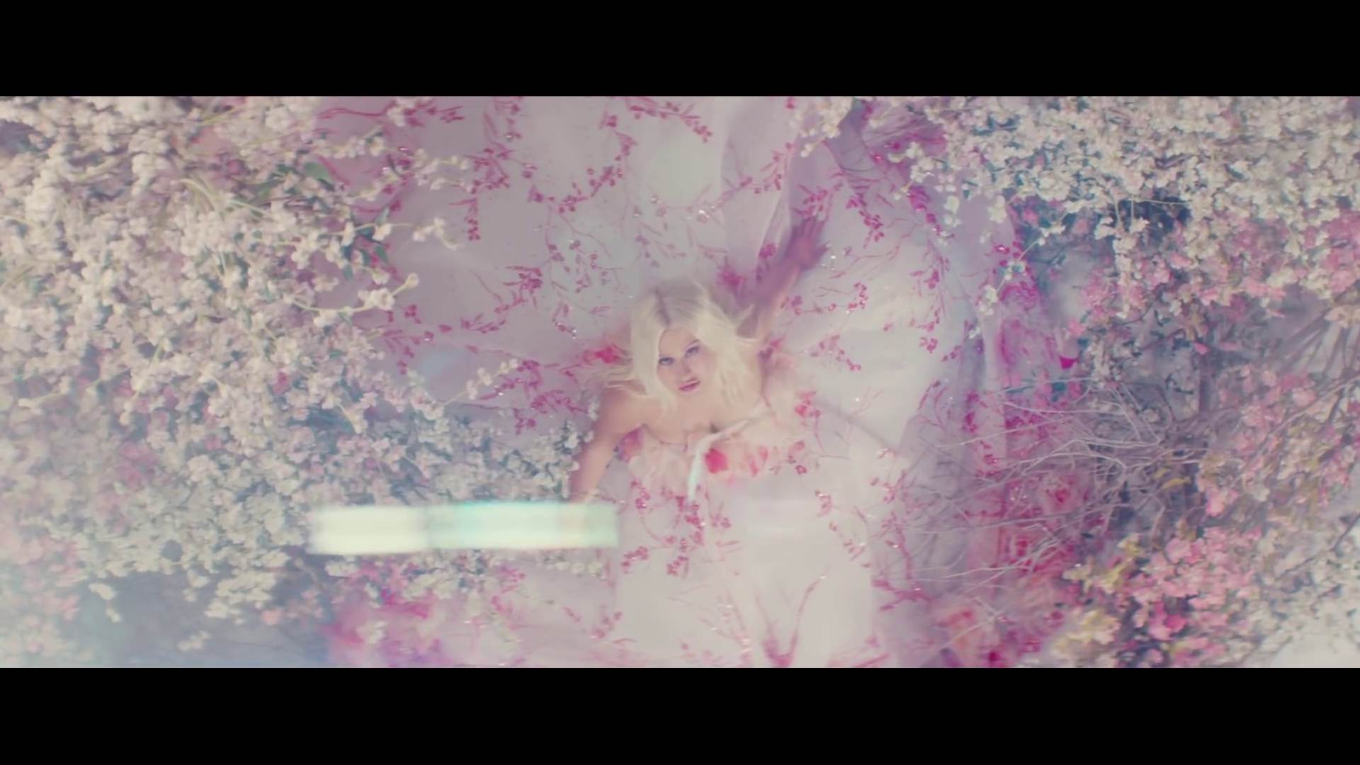 Fall_On_Me_MV-153.jpg