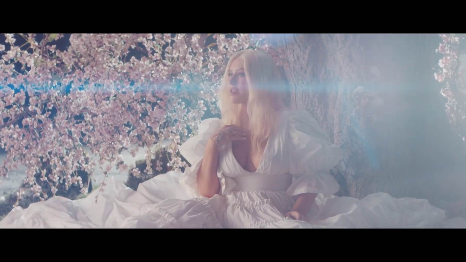 Fall_On_Me_MV-31.jpg
