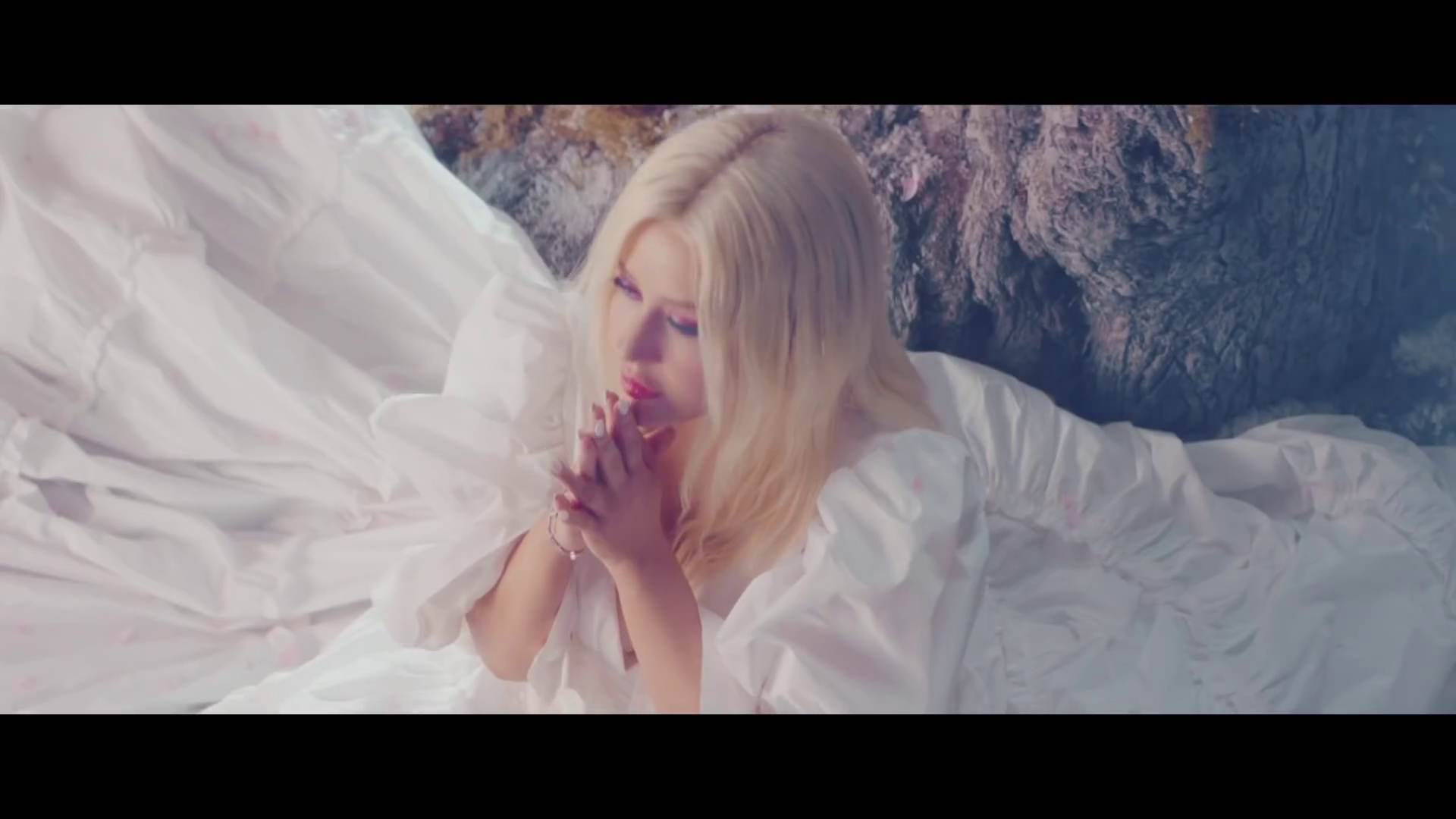 Fall_On_Me_MV-55.jpg
