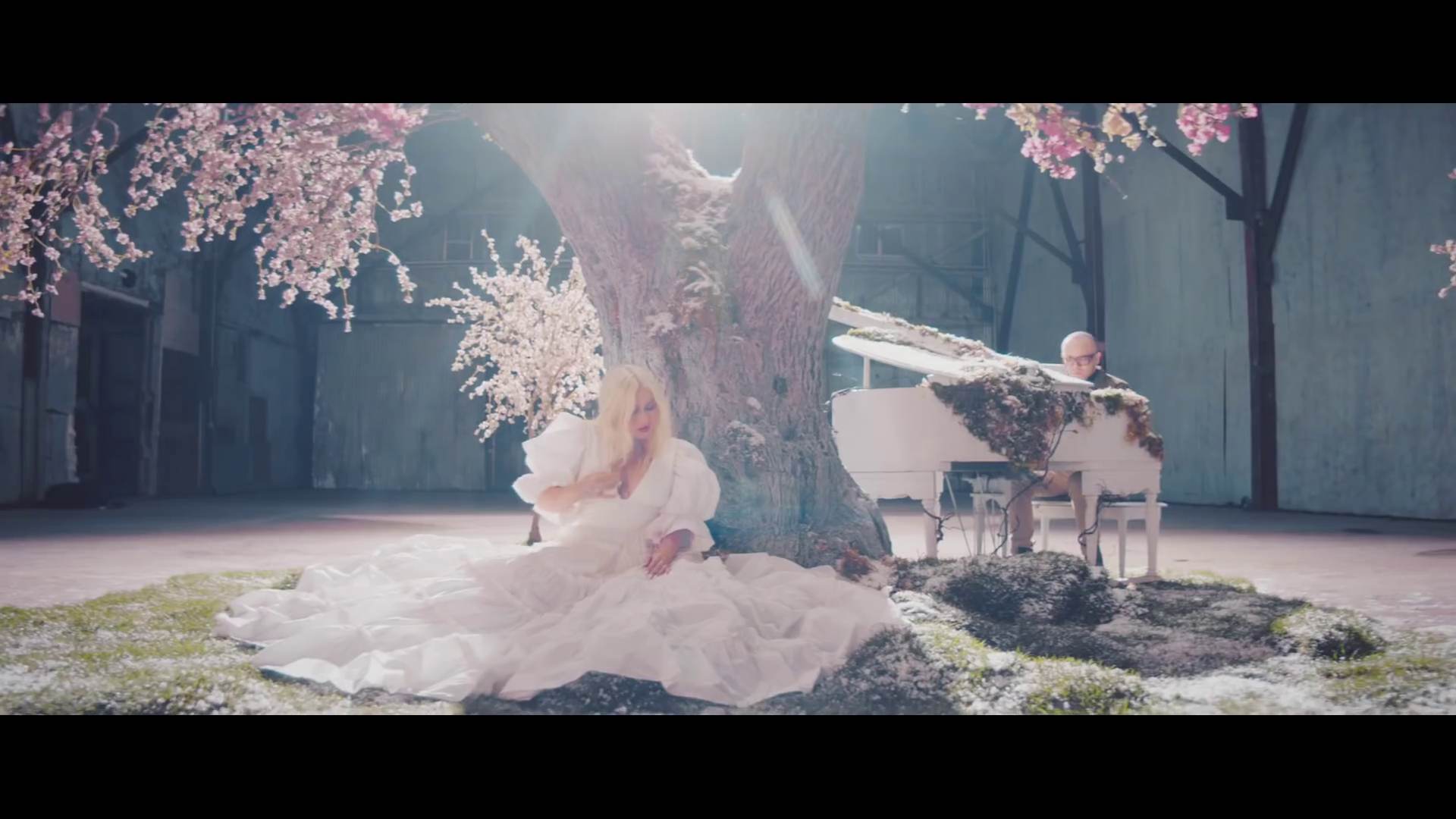 Fall_On_Me_MV-60.jpg